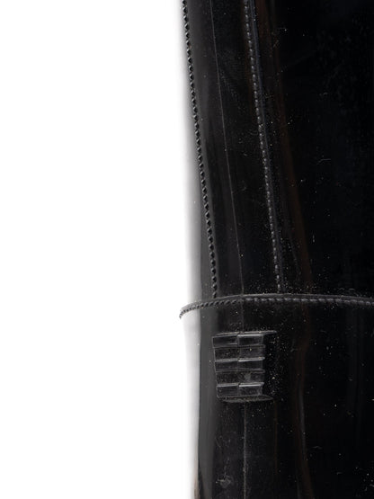 Excellent Love Moschino Black Knee-High Rain Boots with Gold Chain Detail