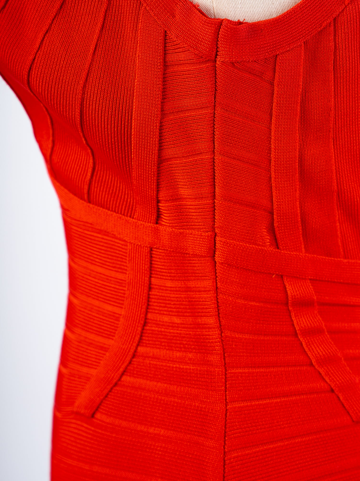 Excellent Herve Leger Red Bodycon Dress Size S Thin Strap V-Neck