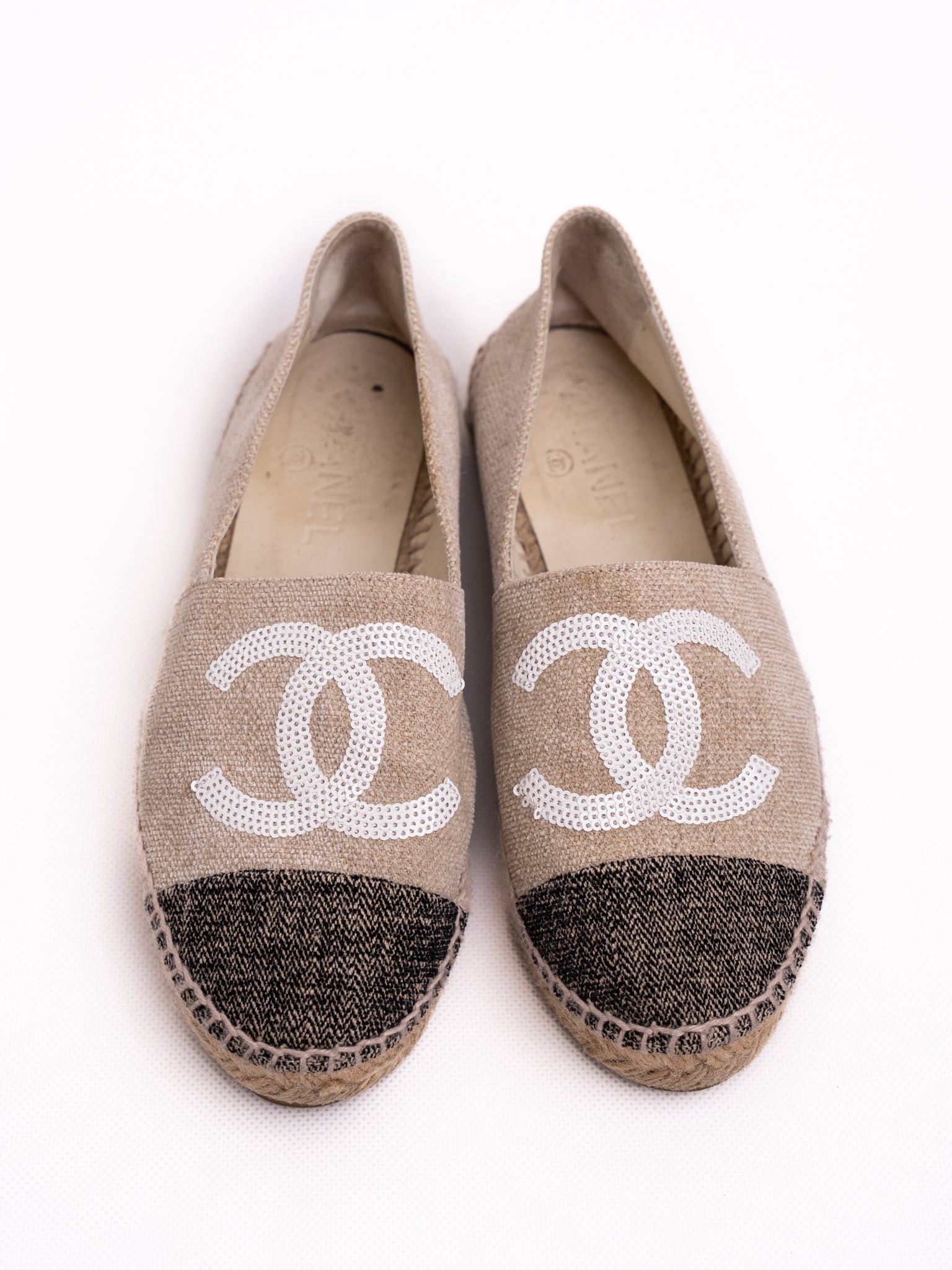 Excellent Chanel White Wool Espadrilles Size 36 with Jute Sole