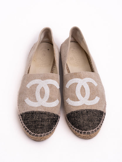 Excellent Chanel White Wool Espadrilles Size 36 with Jute Sole