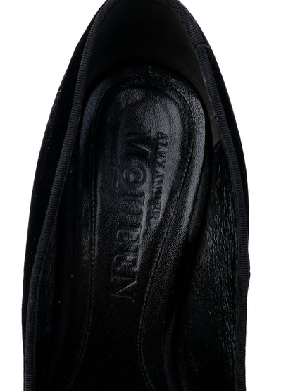 Excellent Alexander McQueen Black Leather Stiletto Pumps Size 38