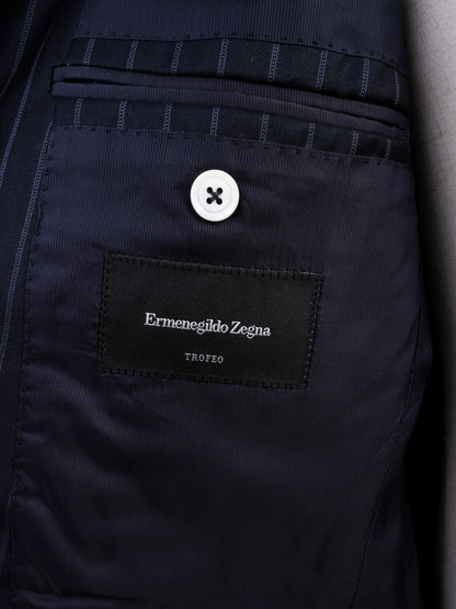 Excellent Ermenegildo Zegna Black Wool Pinstripe Suit XL