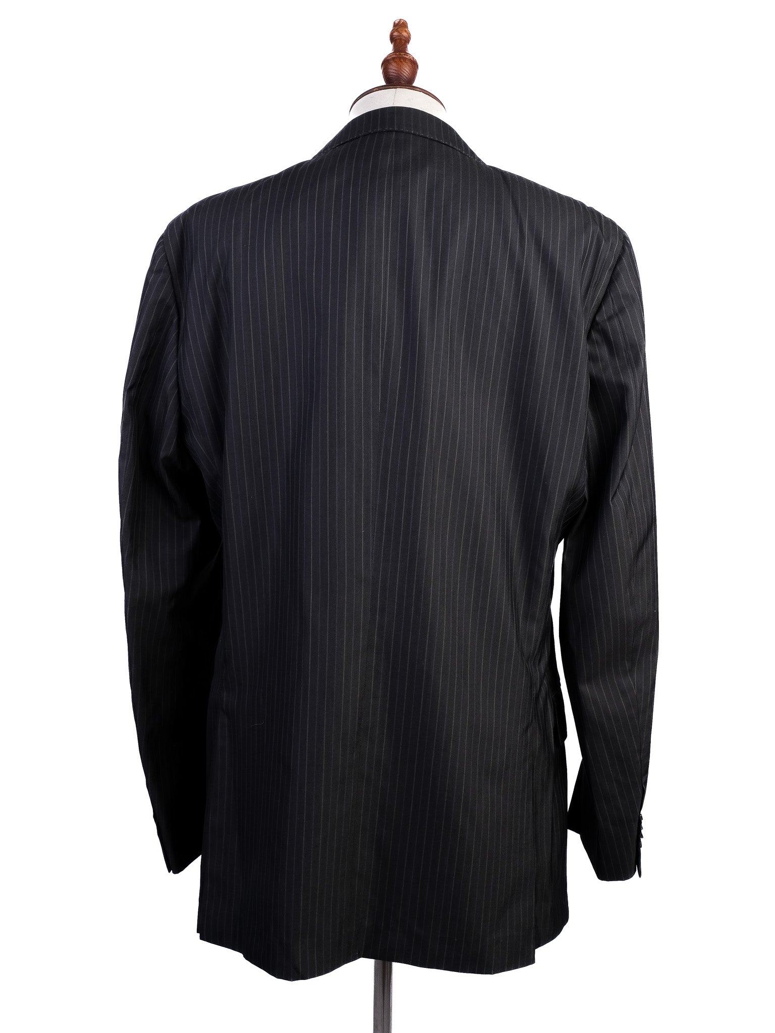 Excellent Ermenegildo Zegna Black Wool Pinstripe Suit Size XL