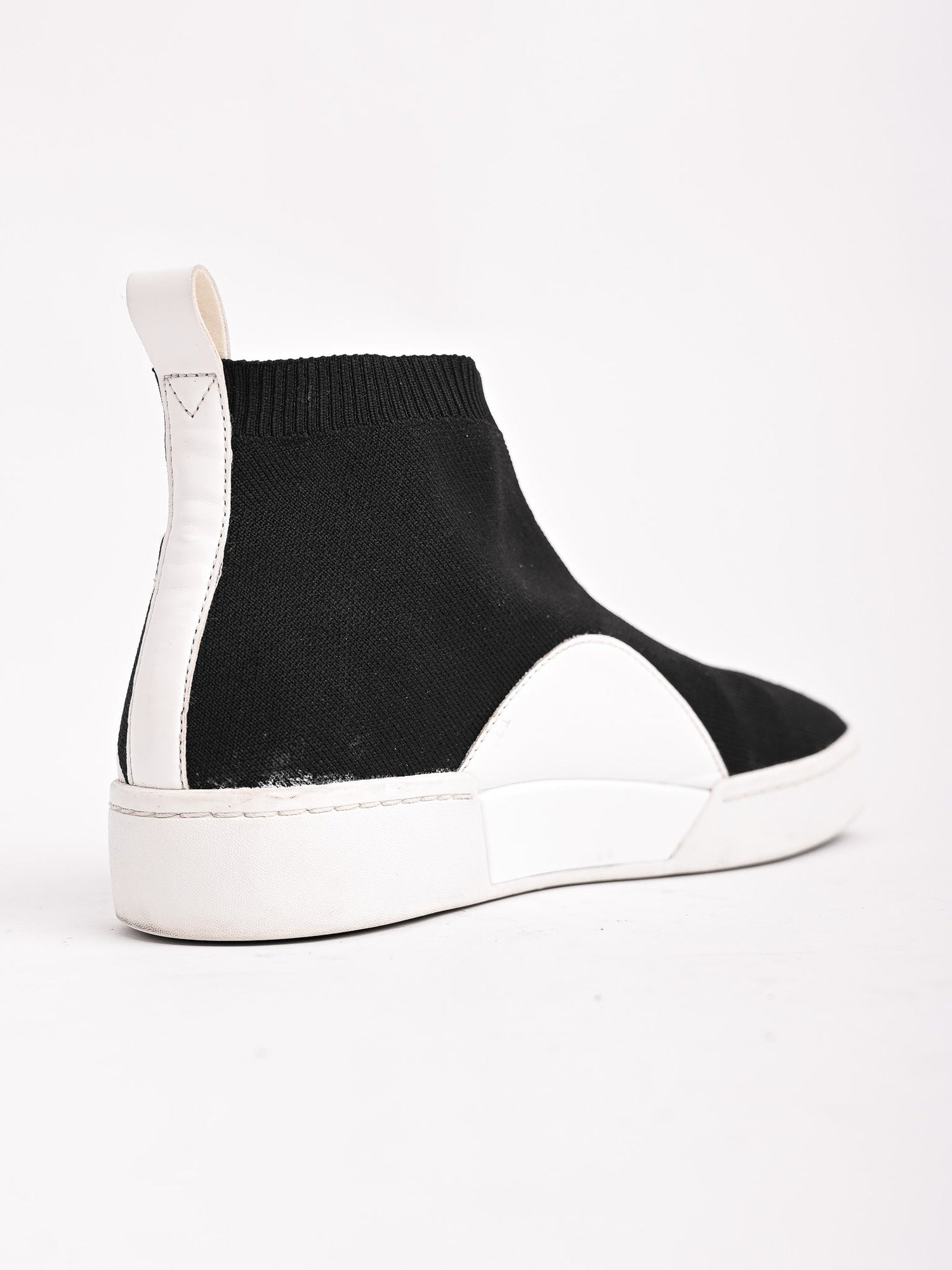 Excellent Michael Kors Black Slip-On Sneakers Size 39.5 Women