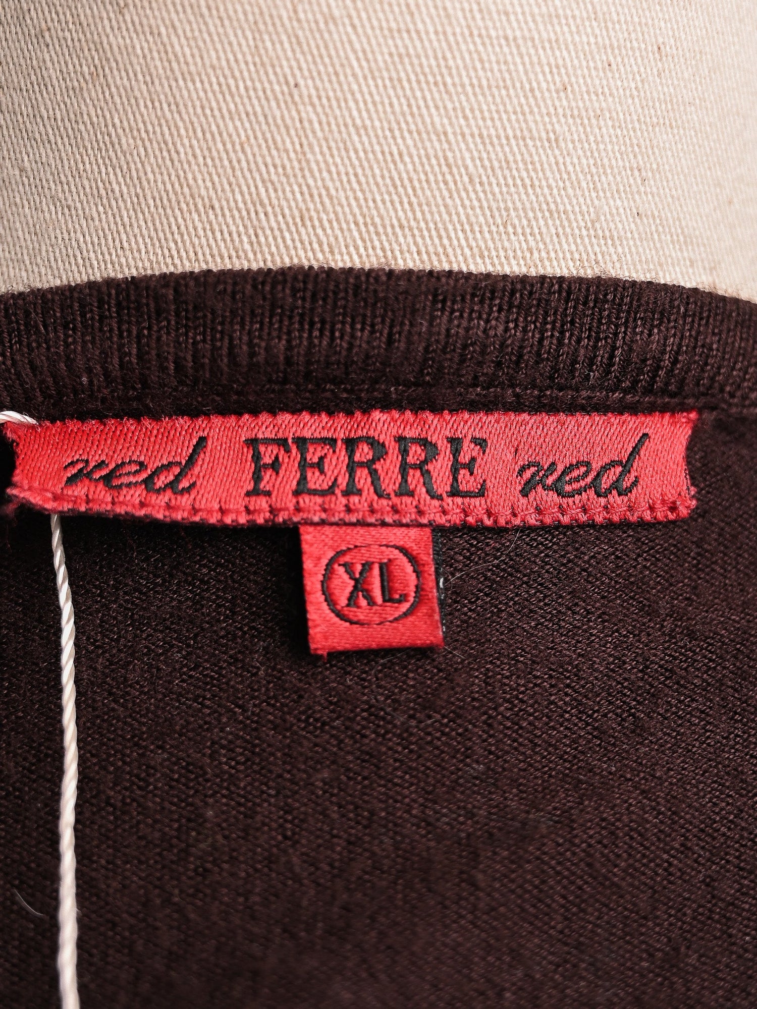 Good GF Ferre Orange Beaded Sleeveless Top Size XL for Women