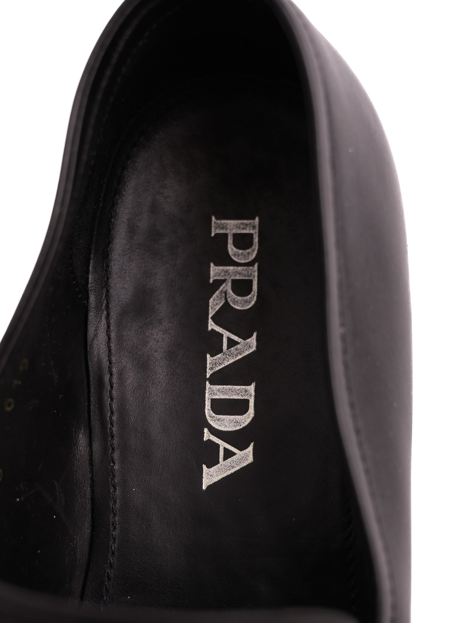 Excellent Prada Black Leather Loafers Size 39.5 for Men