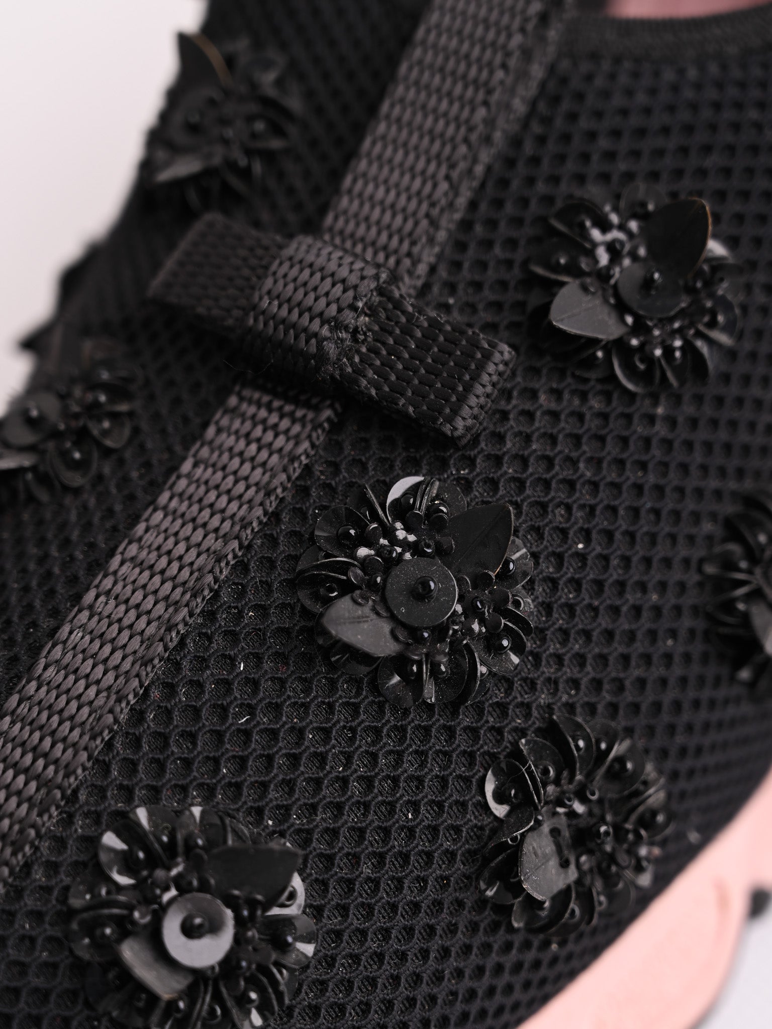 Excellent Dior Black Leather Sneakers Size 35 with Floral Accents
