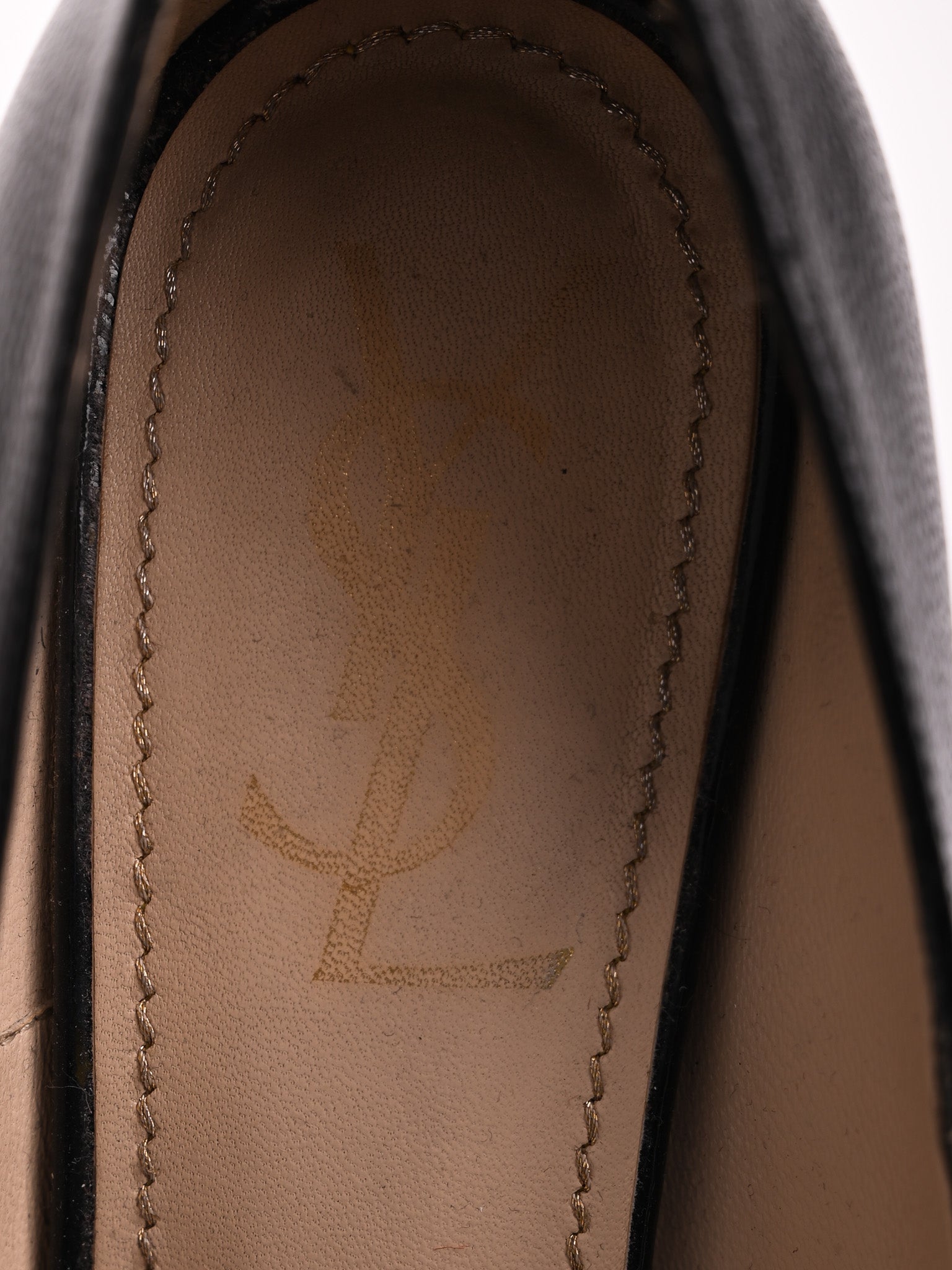 Good Yves Saint Laurent Black Leather High-Heeled Pumps Size 36