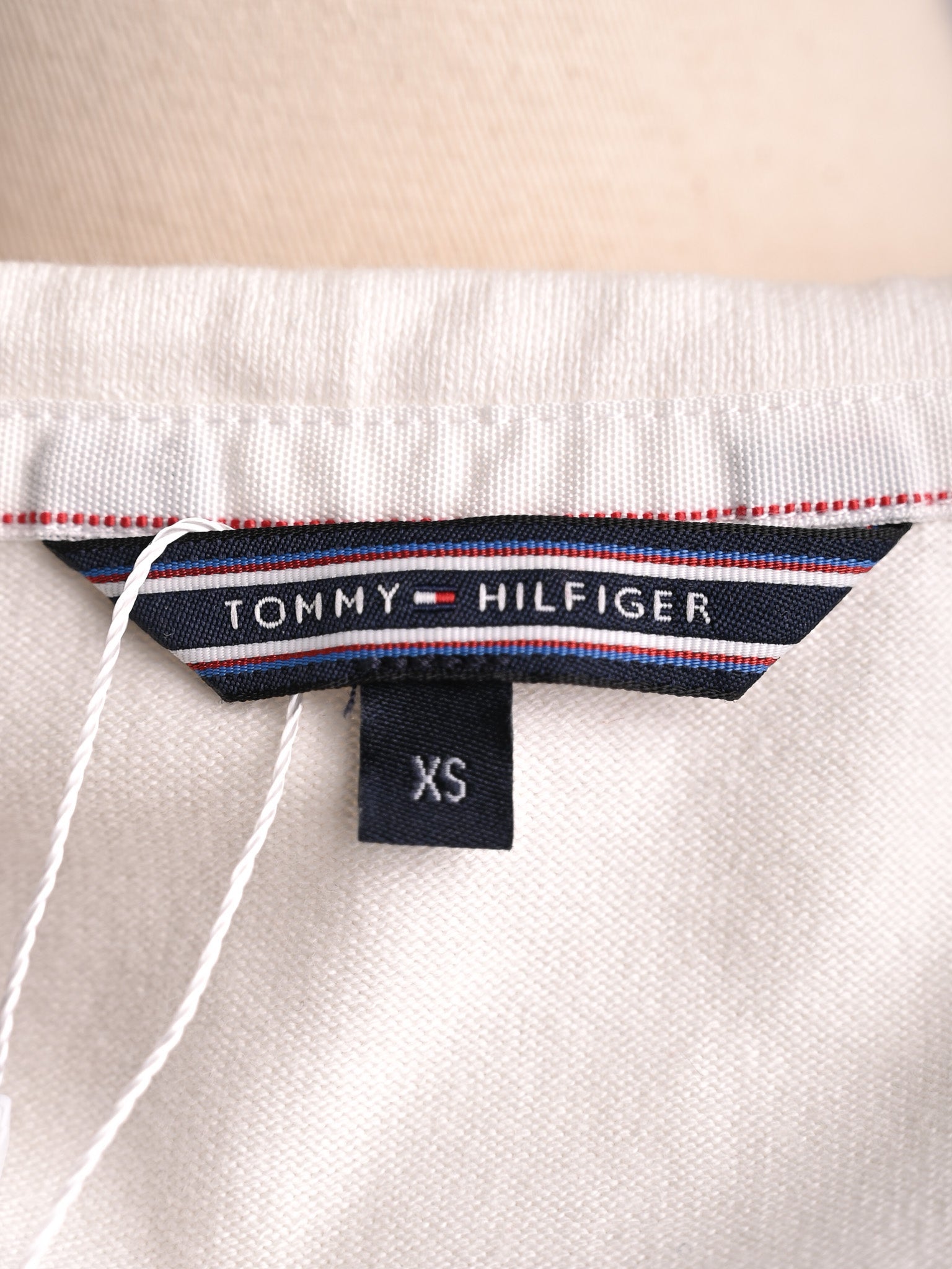 Excellent Tommy Hilfiger White Cotton T-Shirt XS Summer of Love Design