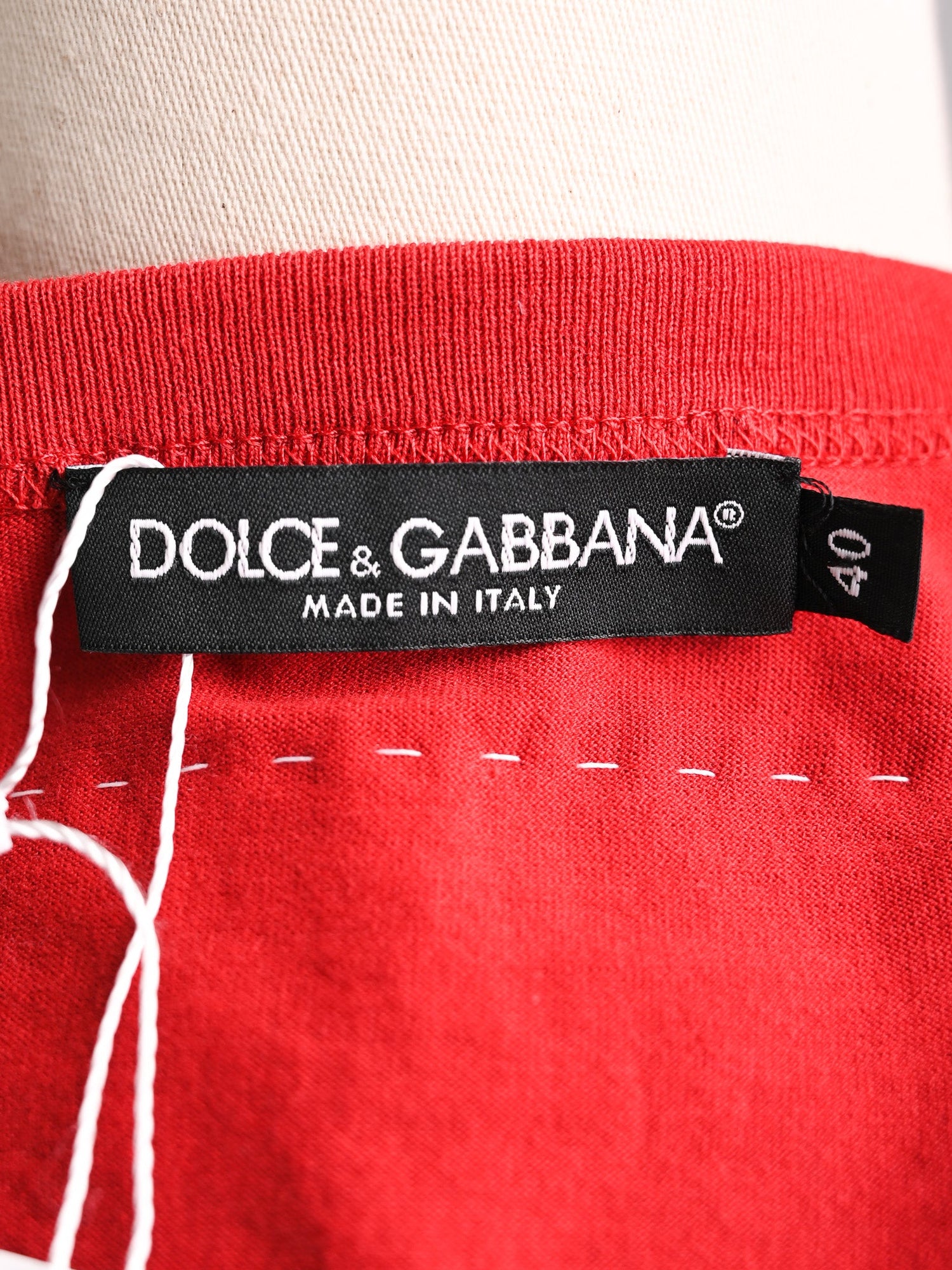 NEW Dolce Gabbana Red Cotton T-Shirt Size S with Heart Design