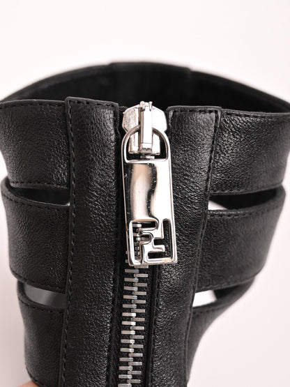 Fendi Gladiator Sandals Black Leather Excellent Condition Size N/A