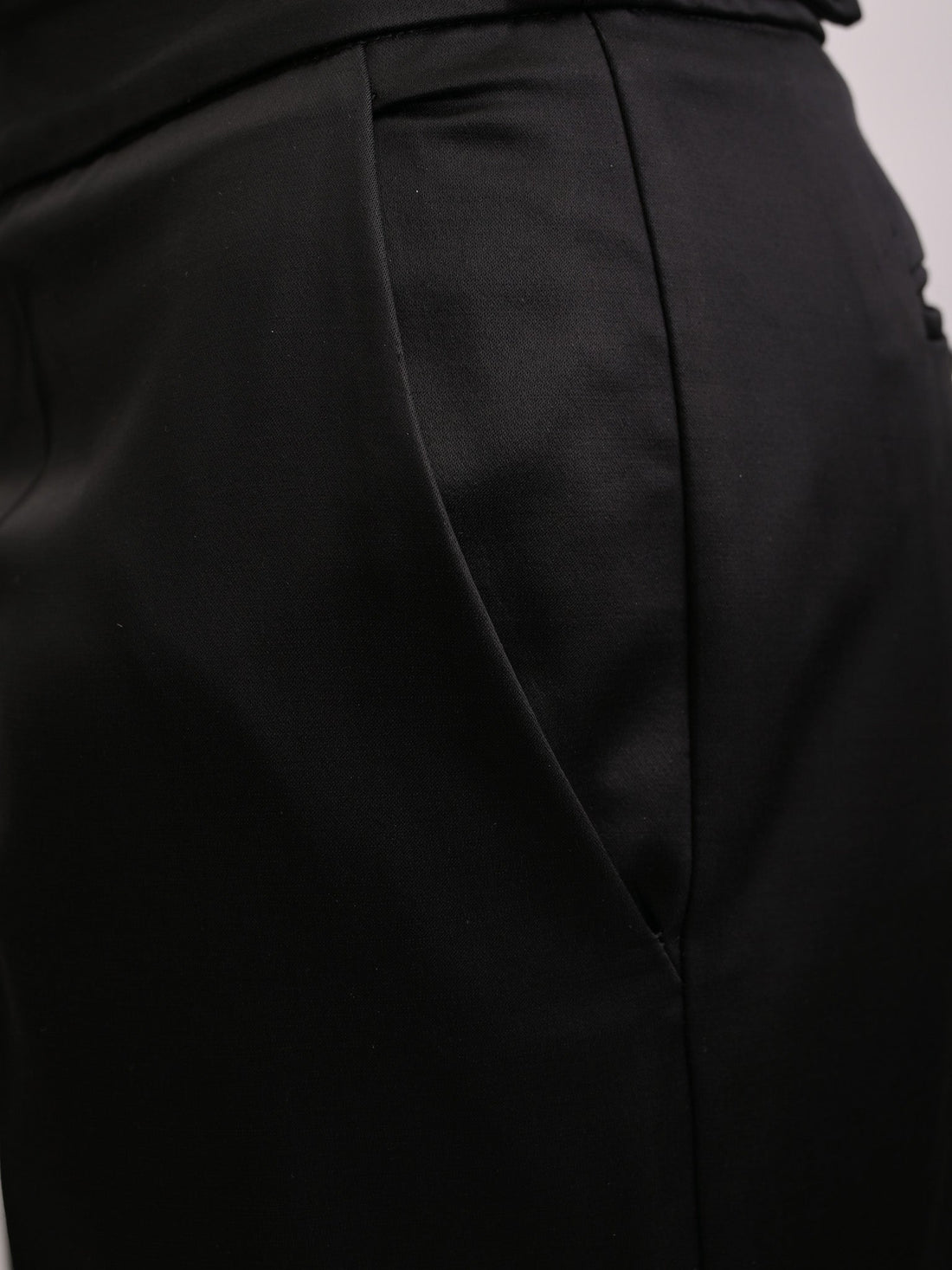 Excellent Emporio Armani Black Wool High-Waist Pants Size M