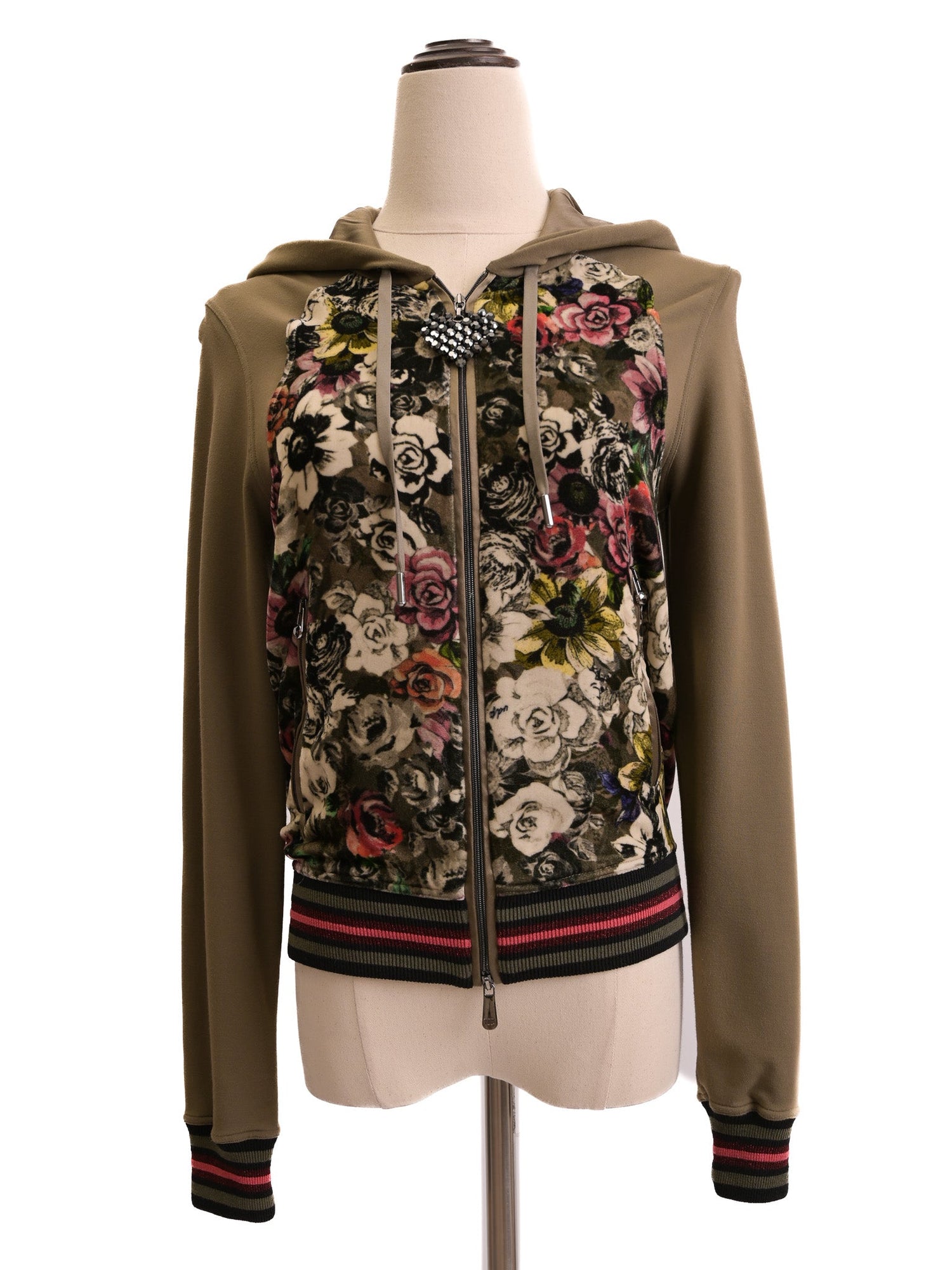 Excellent VDP Women’s XS Floral Hooded Jacket &amp; Pants Set Combined Color