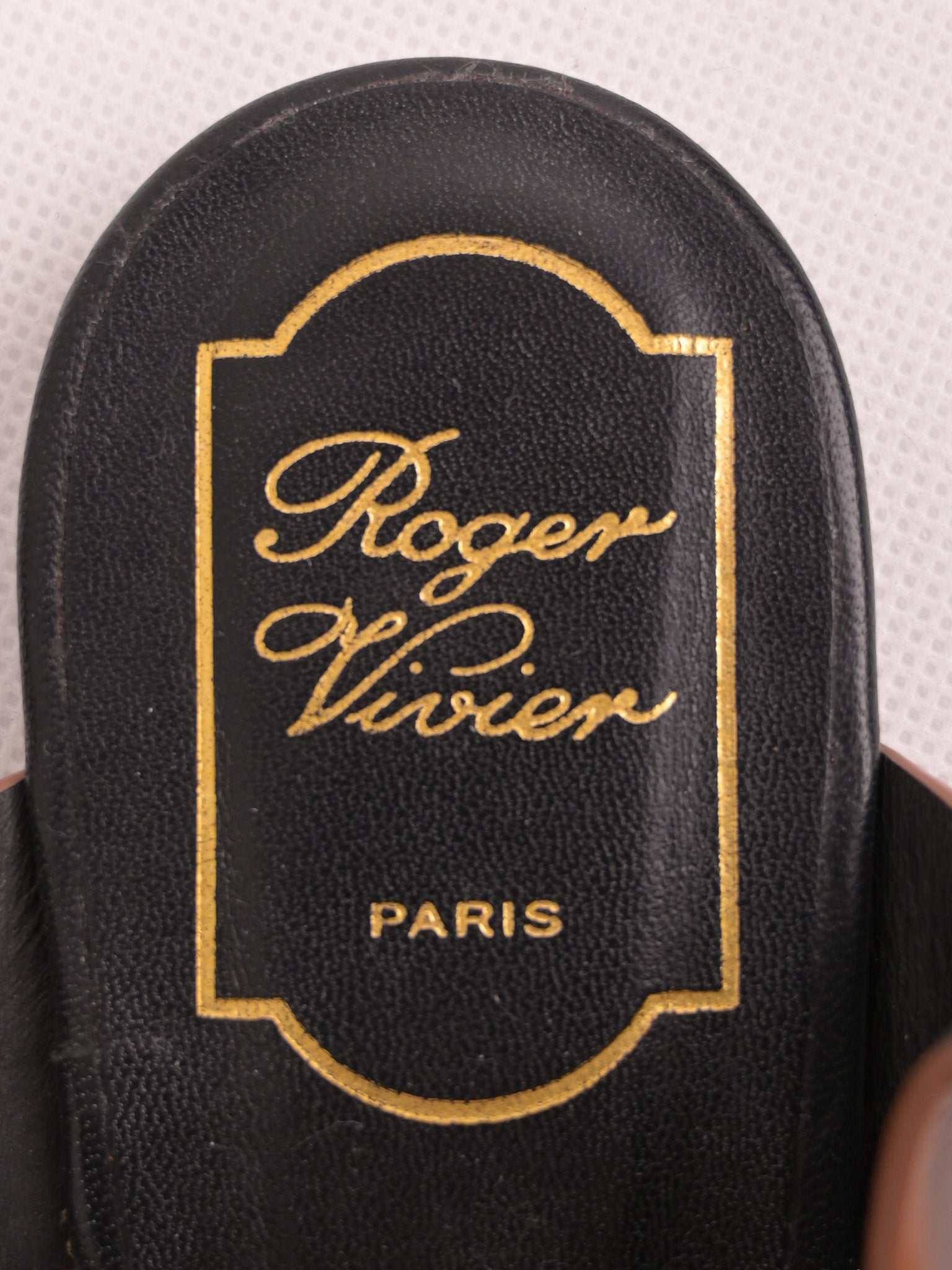Perfect Roger Vivier Orange Leather Sandals with Gold Buckles Size 37