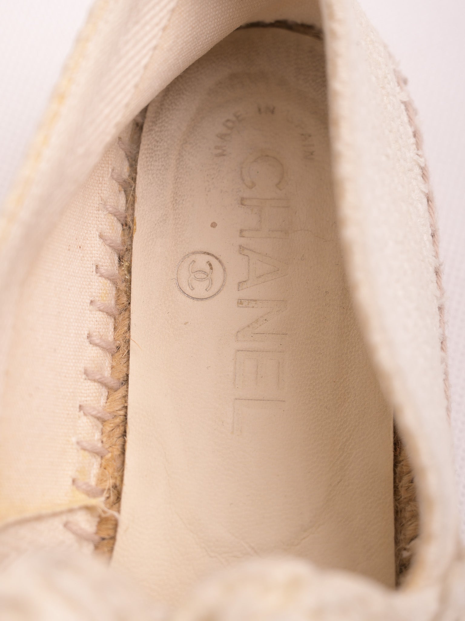 Average Condition Chanel White Espadrille Shoes with Floral Accents