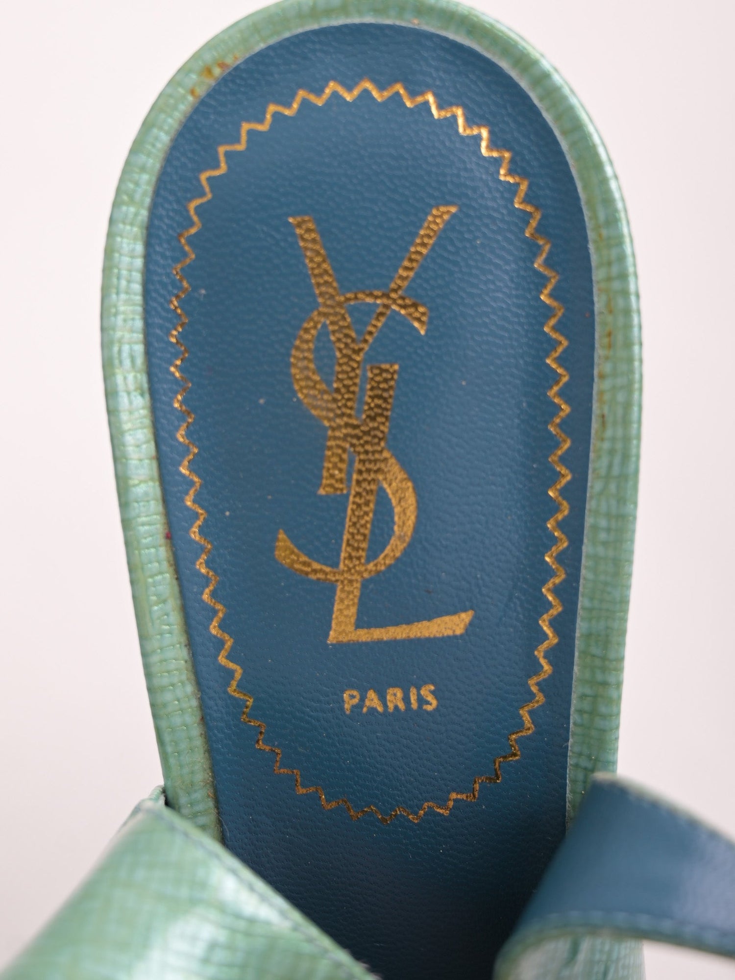 Good Yves Saint Laurent Blue High-Heeled Slingback Shoes Size 38.5