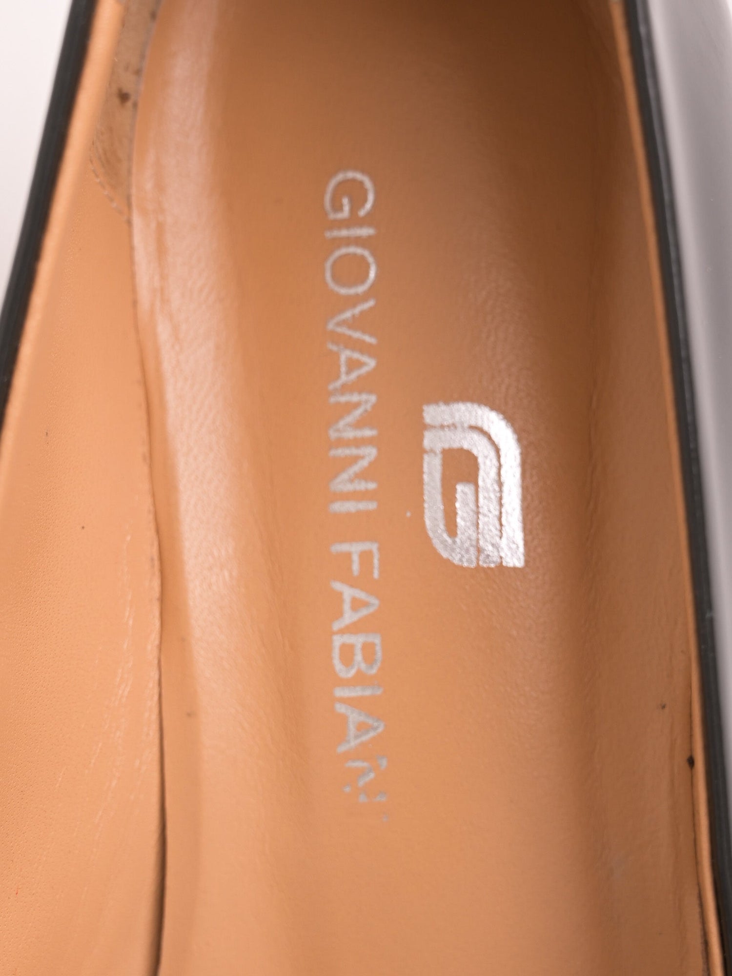 NEW Giorgio Fabiani Gray Leather Heeled Shoes Size 37