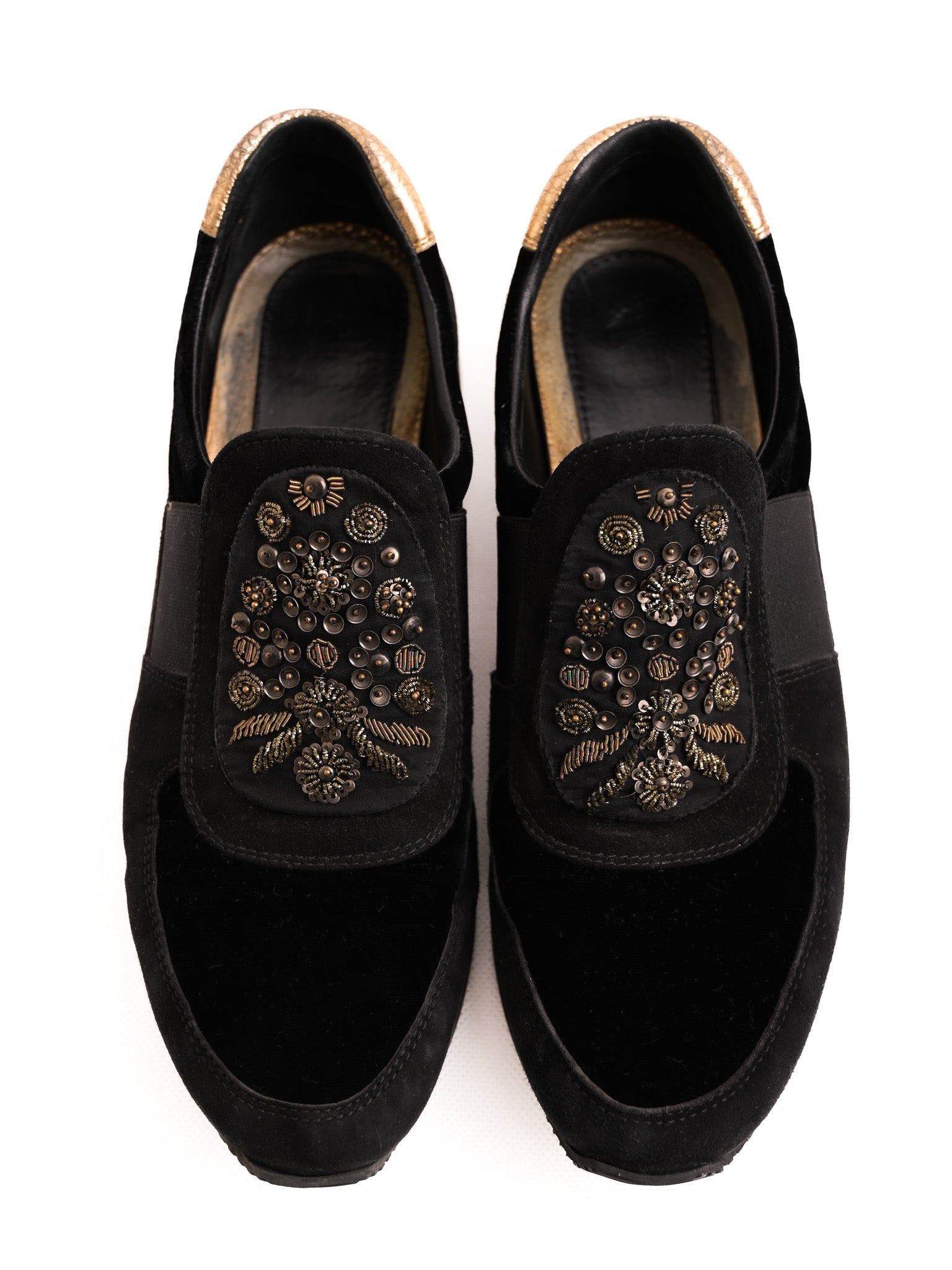 Excellent Car Shoe Women’s Black Leather Slip-Ons Size 40 with Embellishments