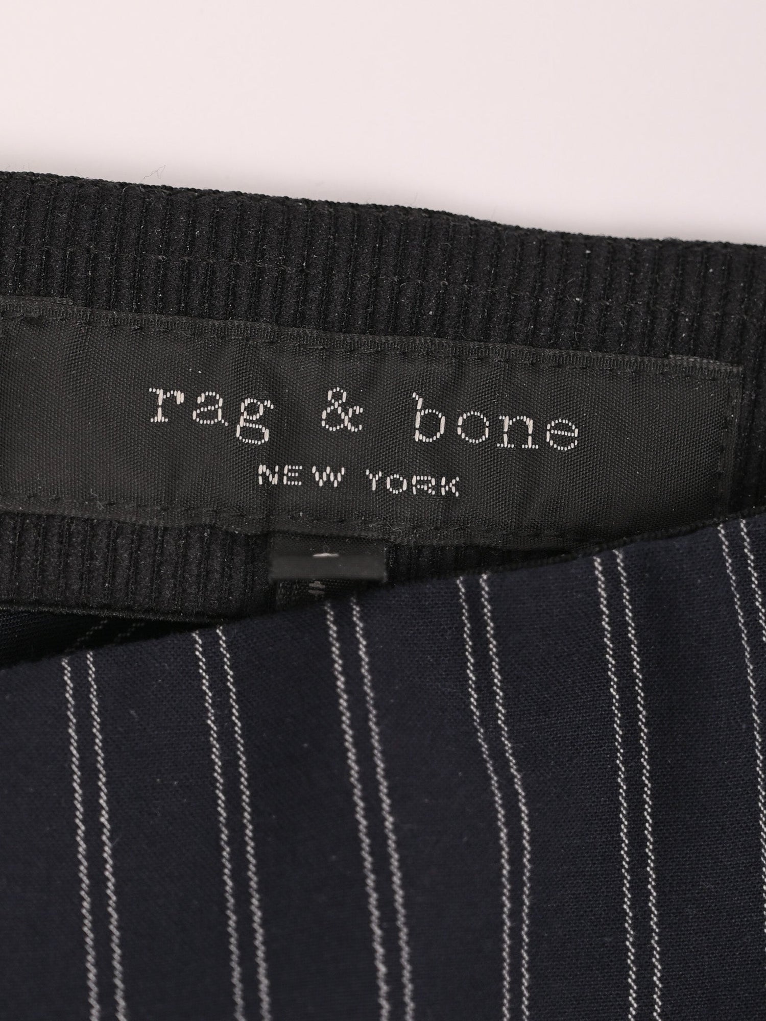 Excellent Rag&amp;Bone Black Striped Pants Size XS Cotton Blend