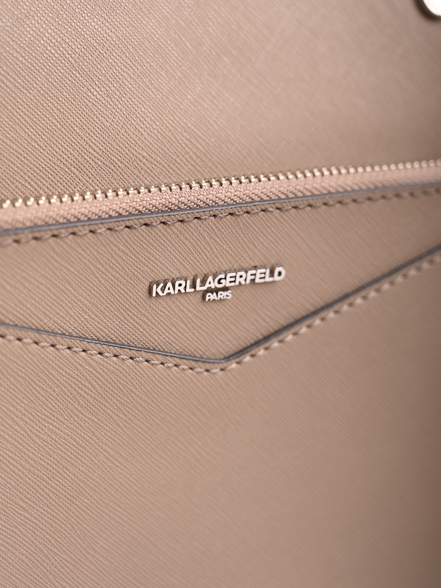 Excellent Karl Lagerfeld Gray Leather Handbag with Zipper Pocket