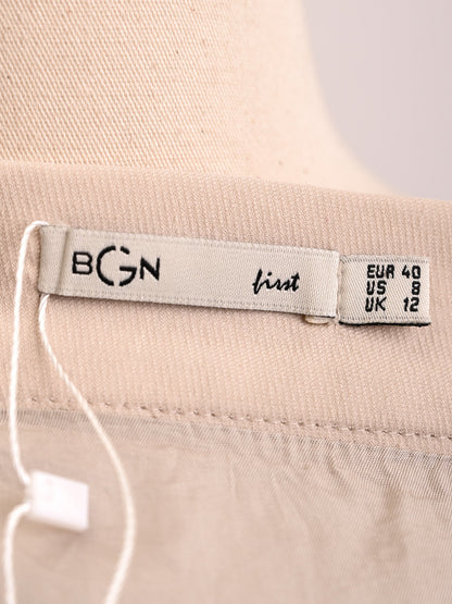 BGN First White Nylon Pleated Skirt Size S Excellent Condition