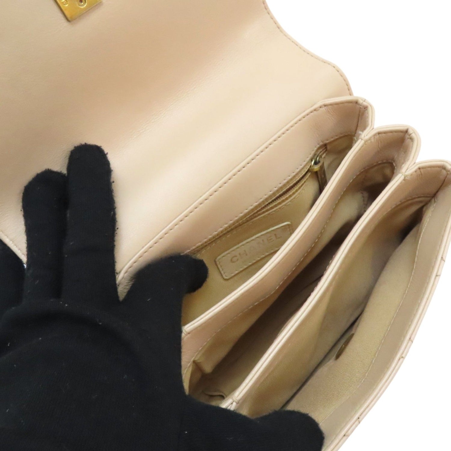 Chanel Matelasse Shoulder Handbag Calfskin Pink (no Card)