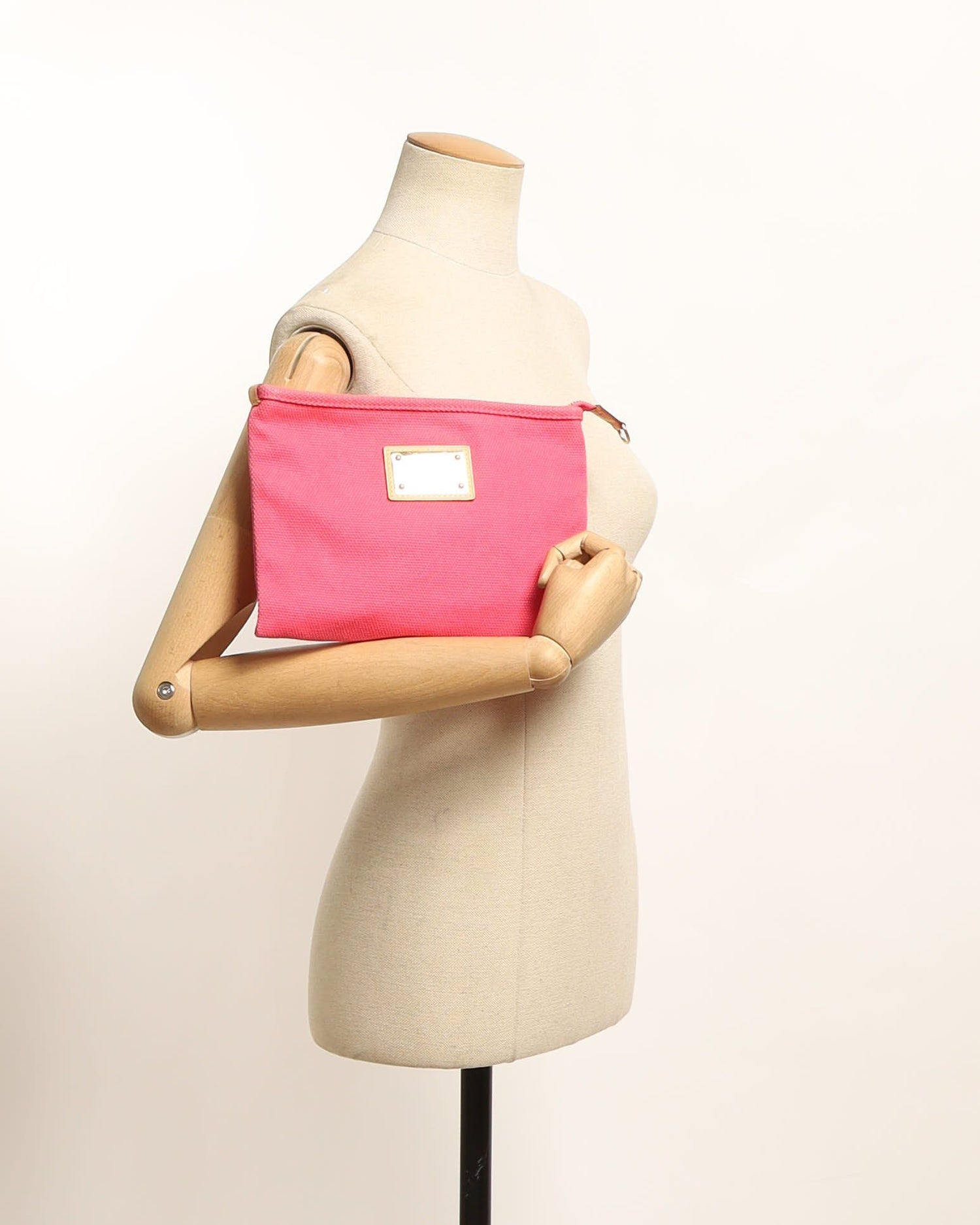 Louis Vuitton Antigua Pochette GM