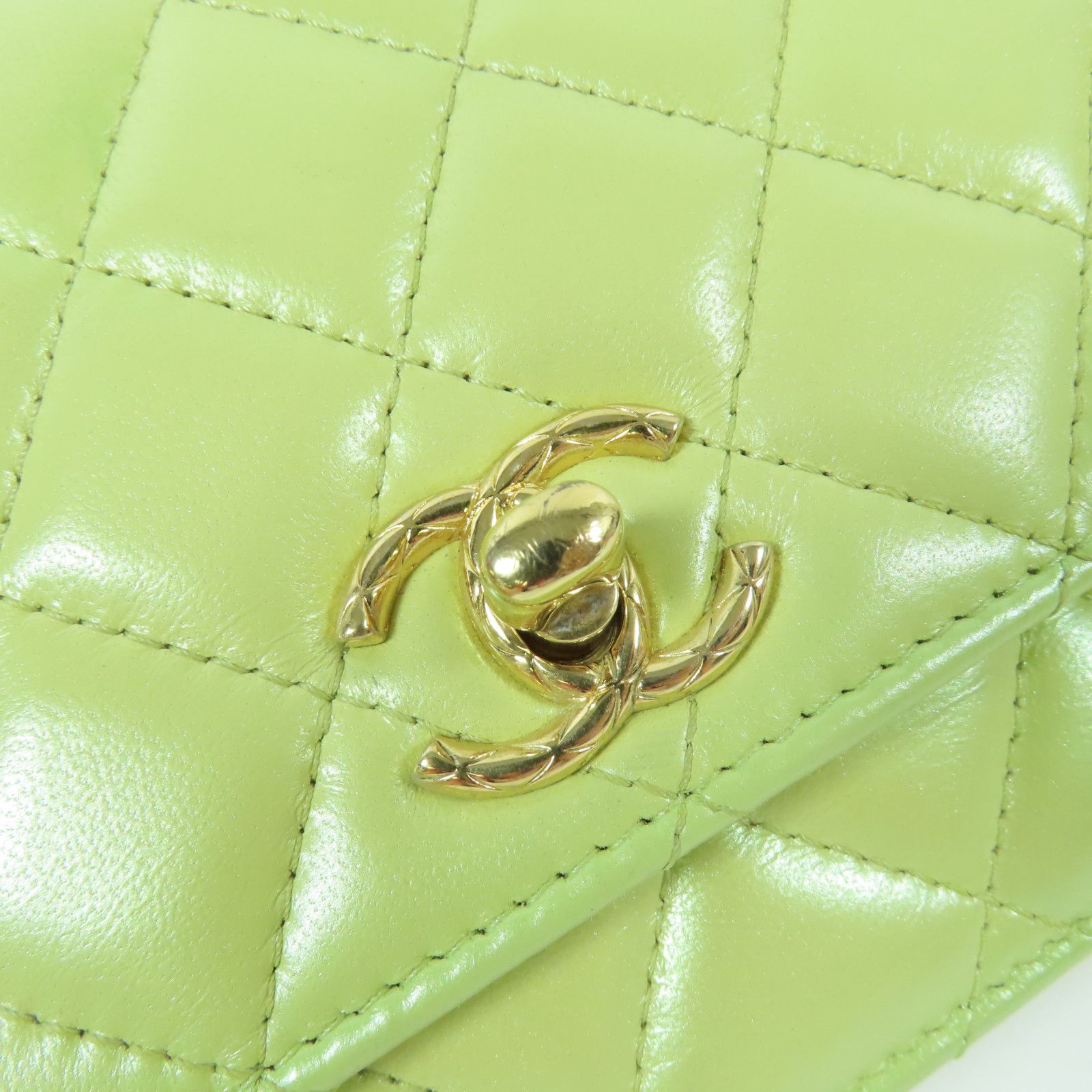 Chanel Green Cowhide Leather Woc Wallet On Chain Golden Cross Shoulder Back Bag Calfskin (cowhide) Ap 31