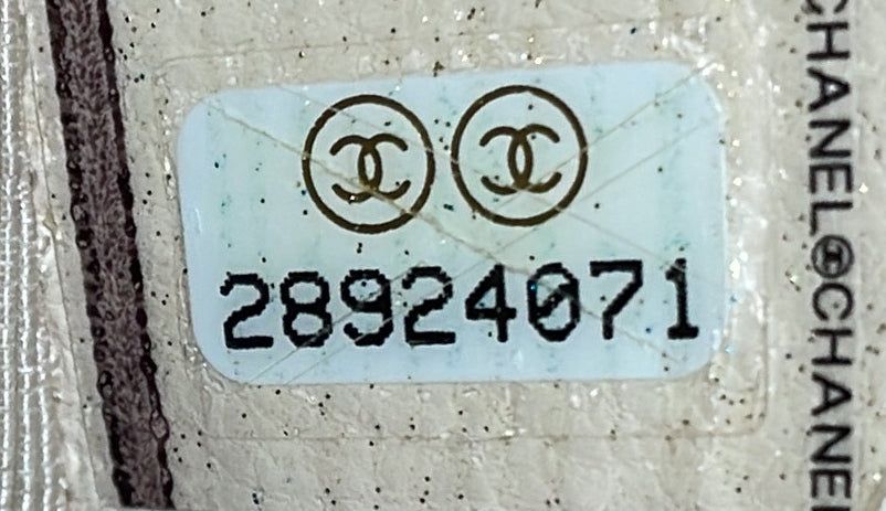 Chanel Boy Flap Bag Chevron Caviar New Medium