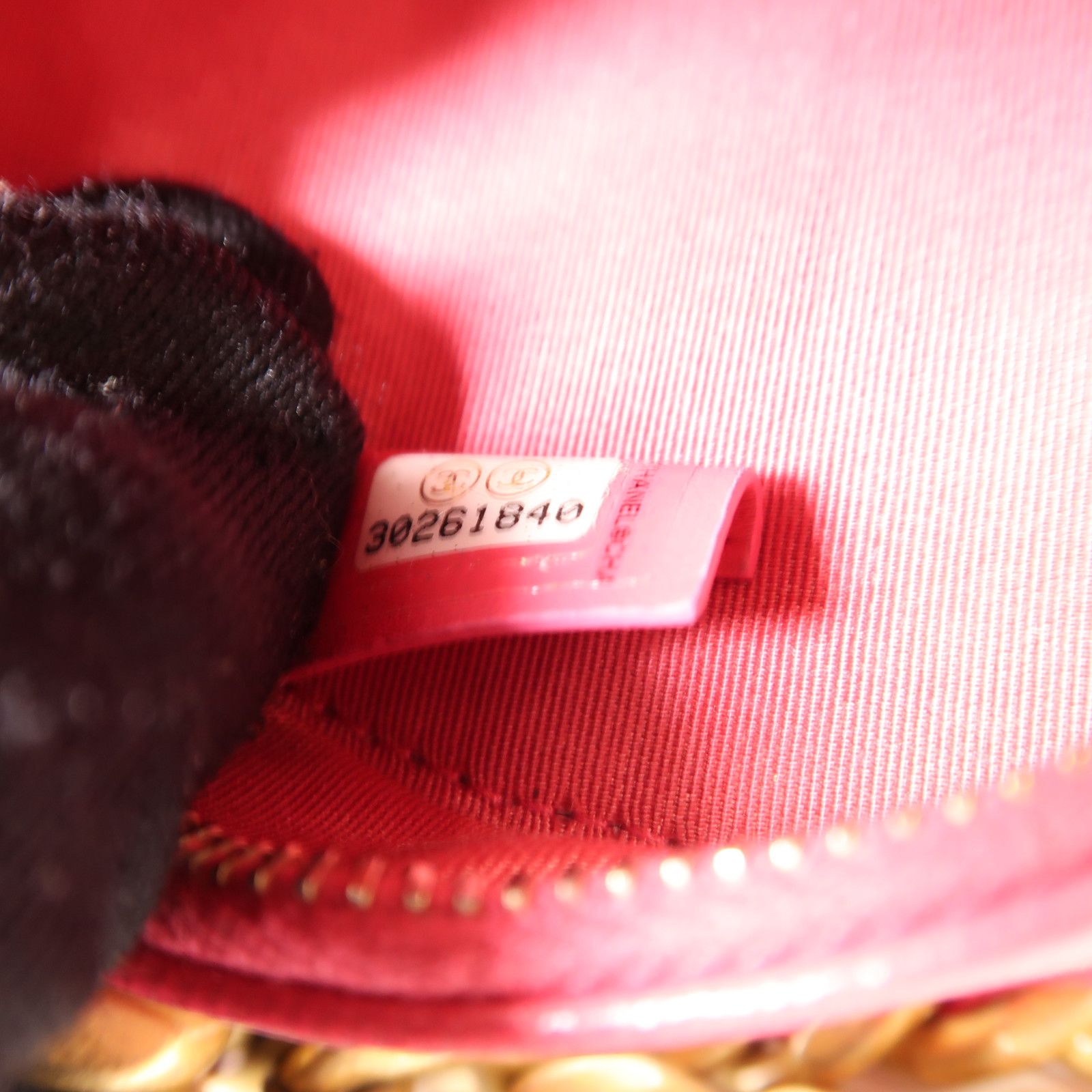 Chanel Pink Leather 19 Round Bag Hand-turn Shoulder Bag Powder Red 2way Shoulder Bag Leather