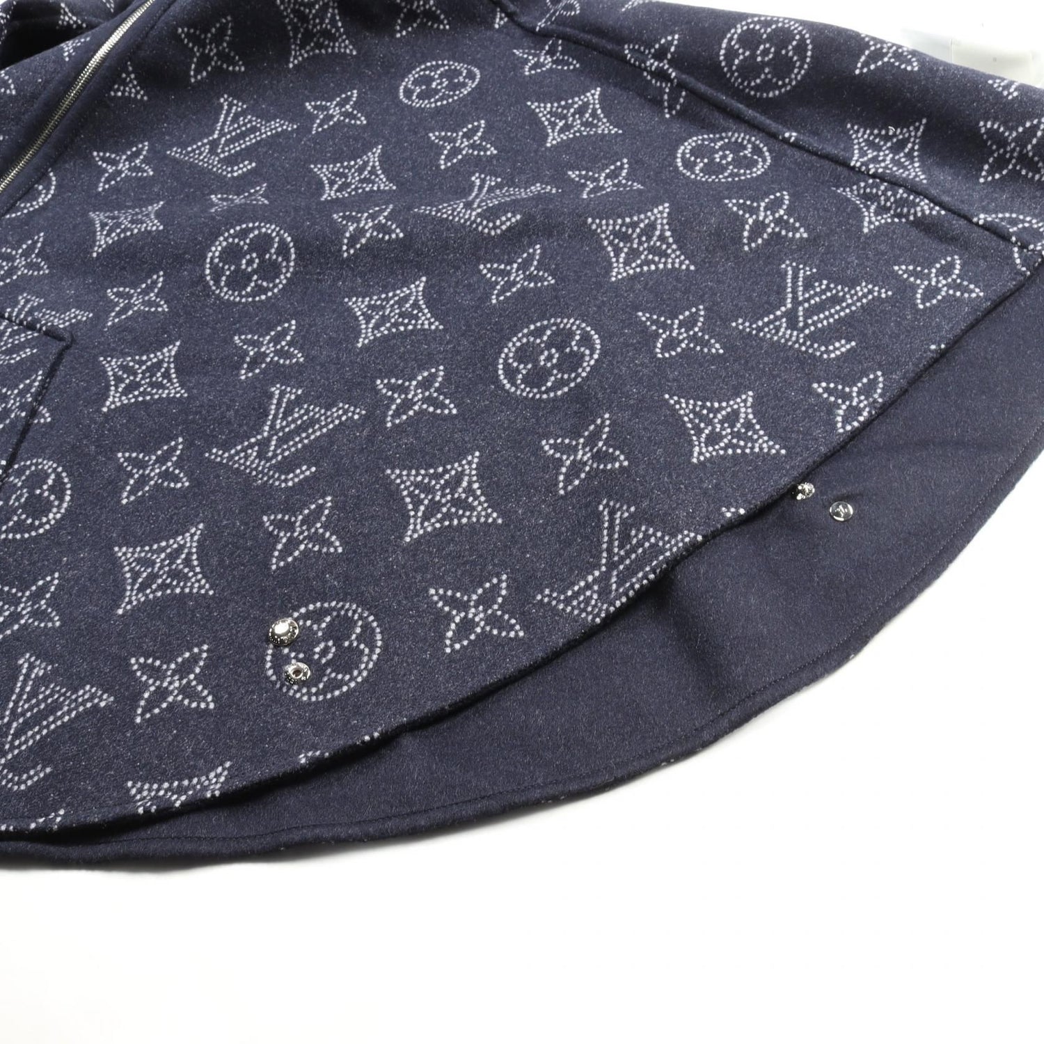 Louis Vuitton Monogram Mahina Navy Poncho Rw 221wj 54fmco 18