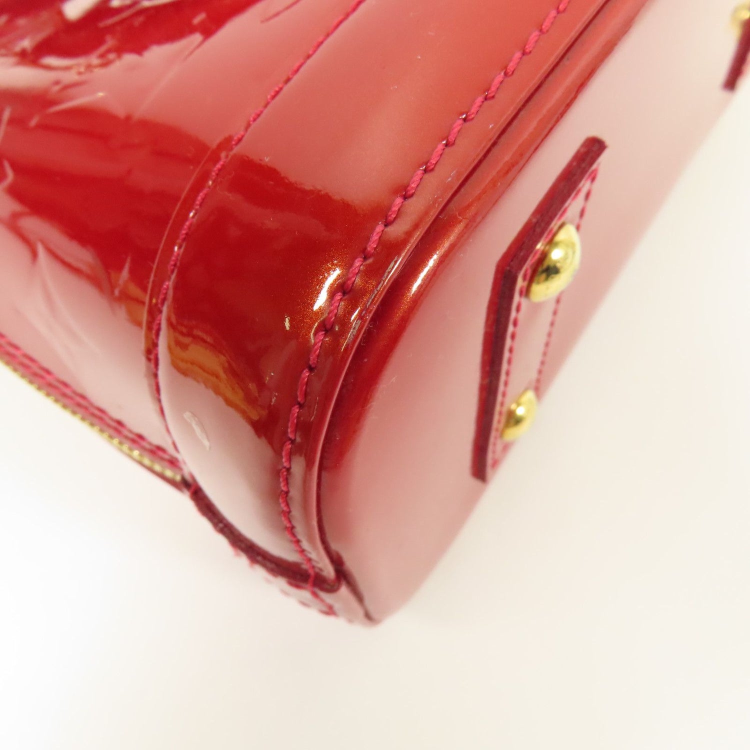 Louis Vuitton Vernis Alma Bb Gold Hand-rolled Shoulder Bag Red Red 2way Shoulder Bag M 91606