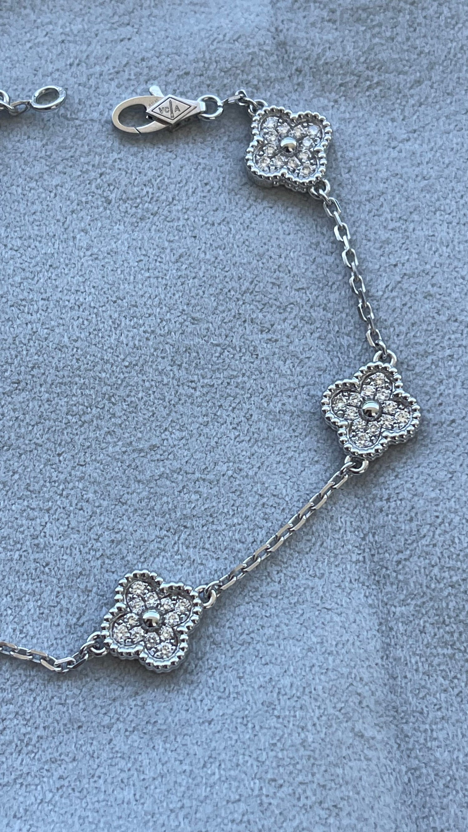 Van Cleef &amp; Arpels Sweet Alhambra Diamond Pave 6 Motifs White Gold Bracelet