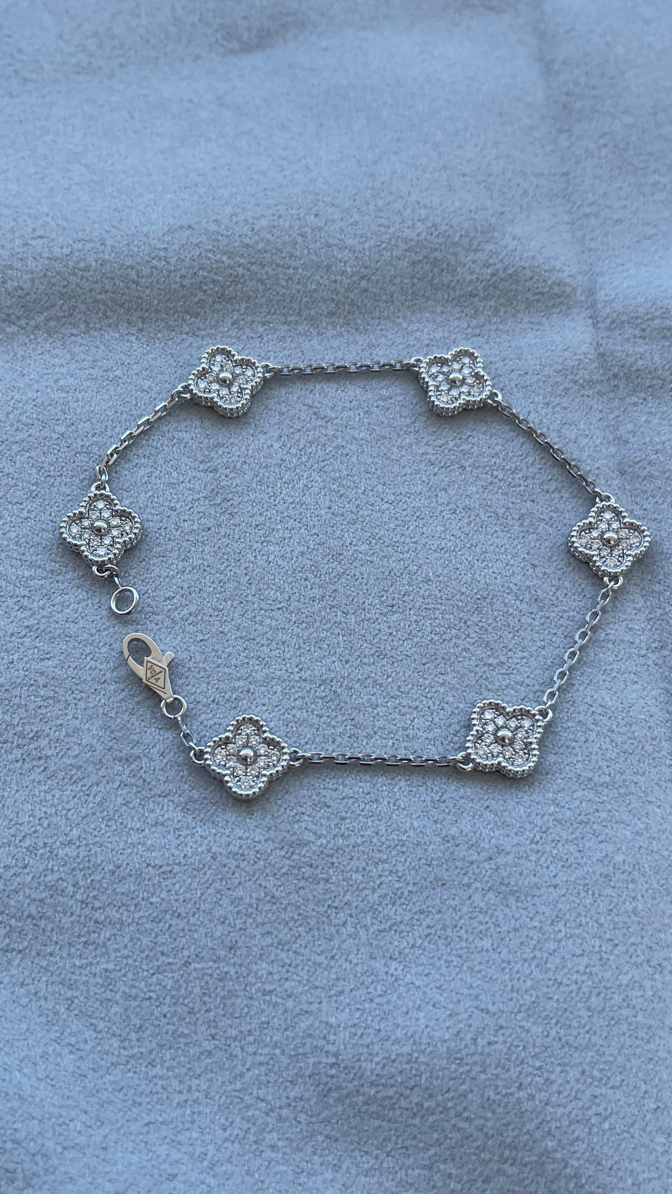Van Cleef &amp; Arpels Sweet Alhambra Diamond Pave 6 Motifs White Gold Bracelet