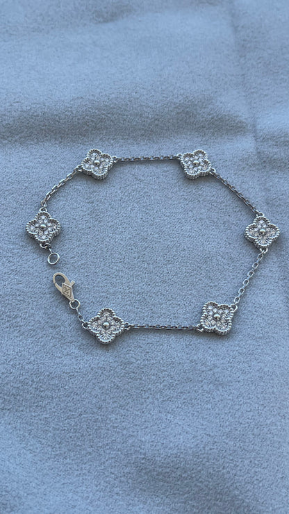 Van Cleef &amp; Arpels Sweet Alhambra Diamond Pave 6 Motifs White Gold Bracelet
