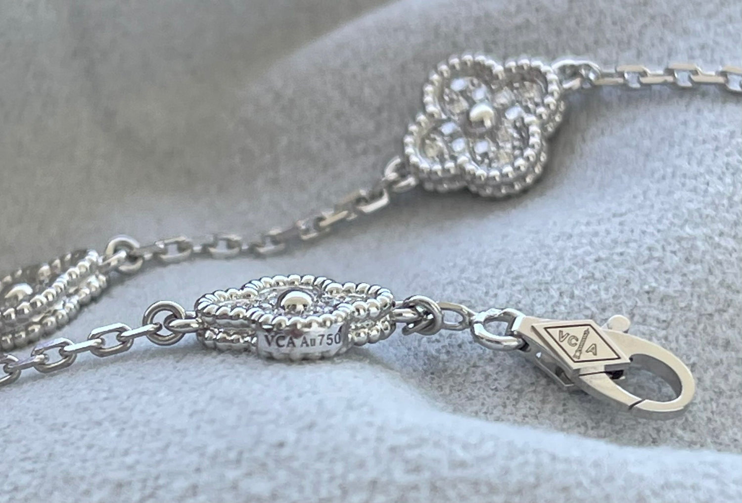 Van Cleef &amp; Arpels Sweet Alhambra Diamond Pave 6 Motifs White Gold Bracelet