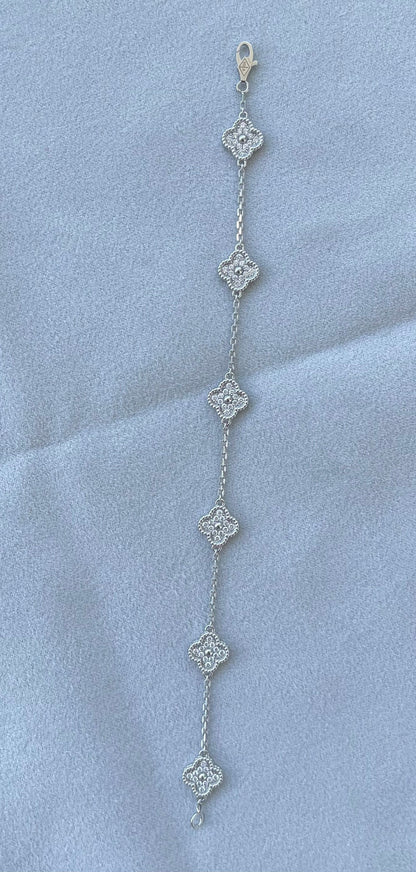 Van Cleef &amp; Arpels Sweet Alhambra Diamond Pave 6 Motifs White Gold Bracelet