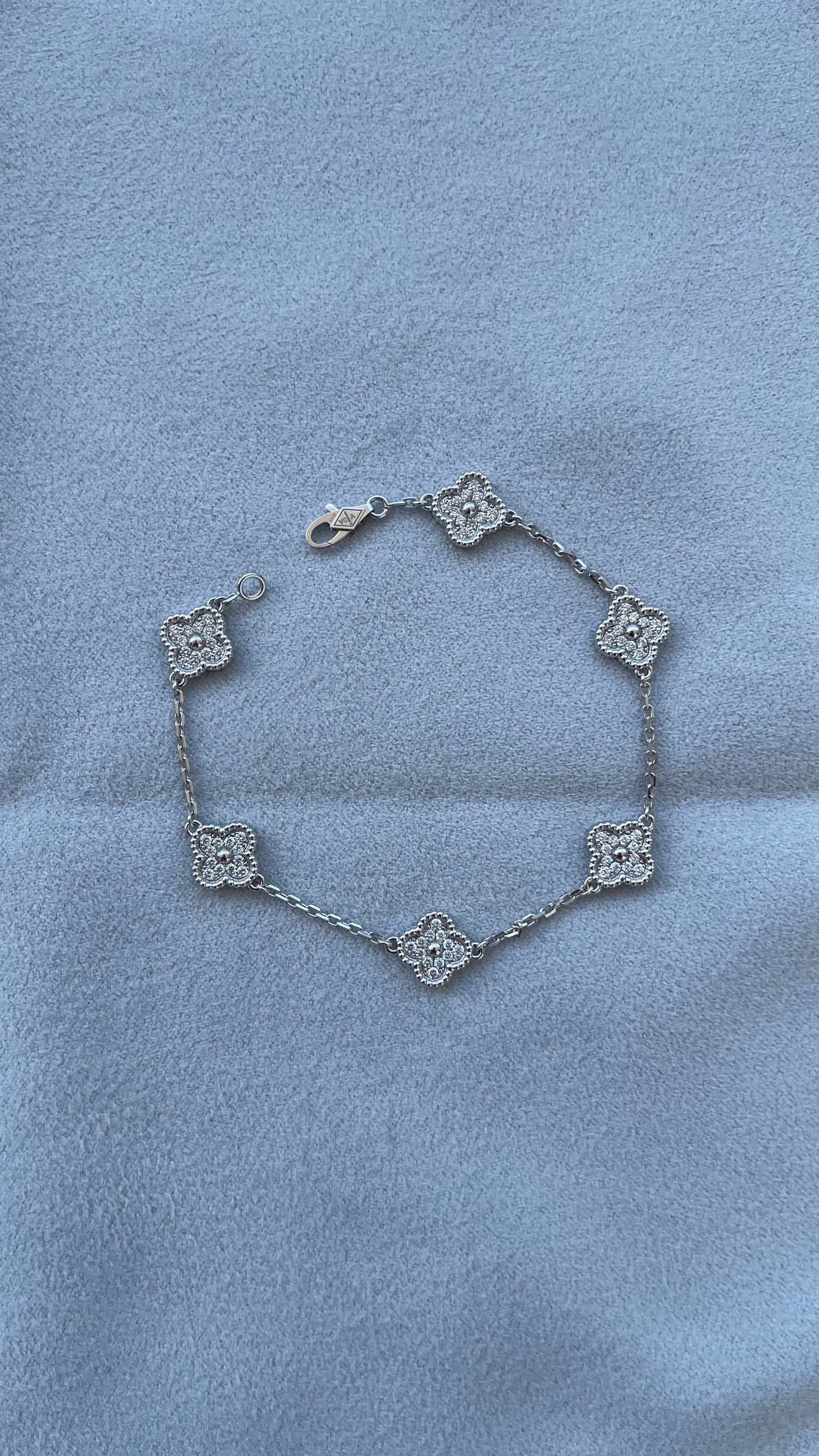Van Cleef &amp; Arpels Sweet Alhambra Diamond Pave 6 Motifs White Gold Bracelet