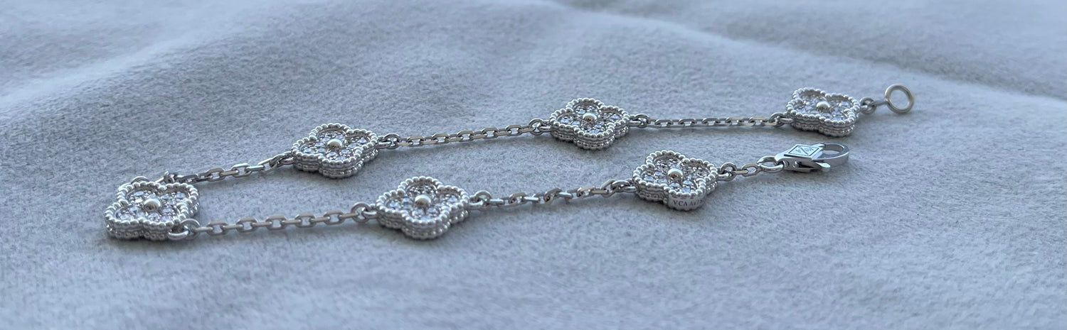 Van Cleef &amp; Arpels Sweet Alhambra Diamond Pave 6 Motifs White Gold Bracelet
