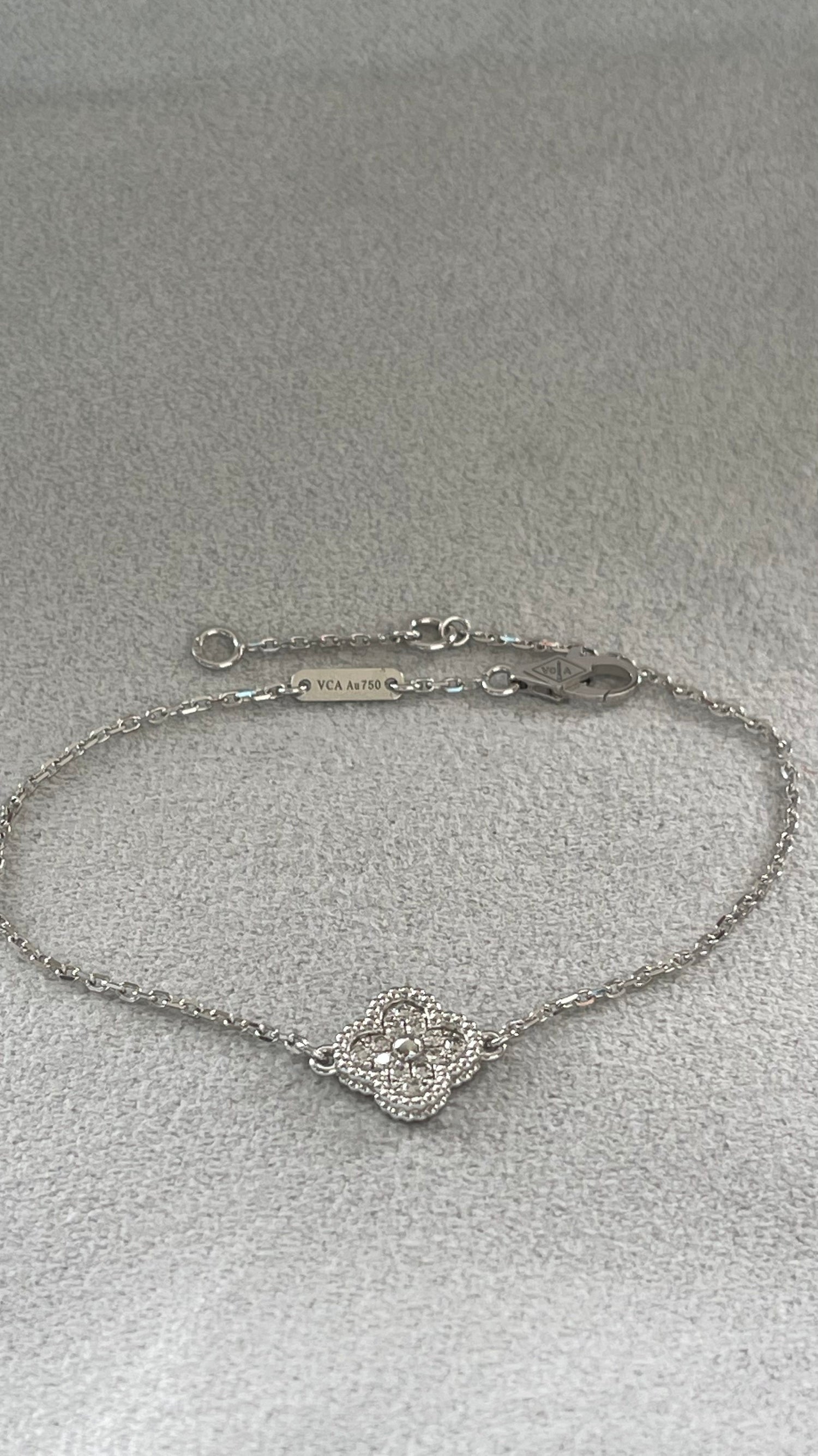 Van Cleef &amp; Arpels Sweet Alhambra Diamond Pave 1 Motif White Gold Bracelet