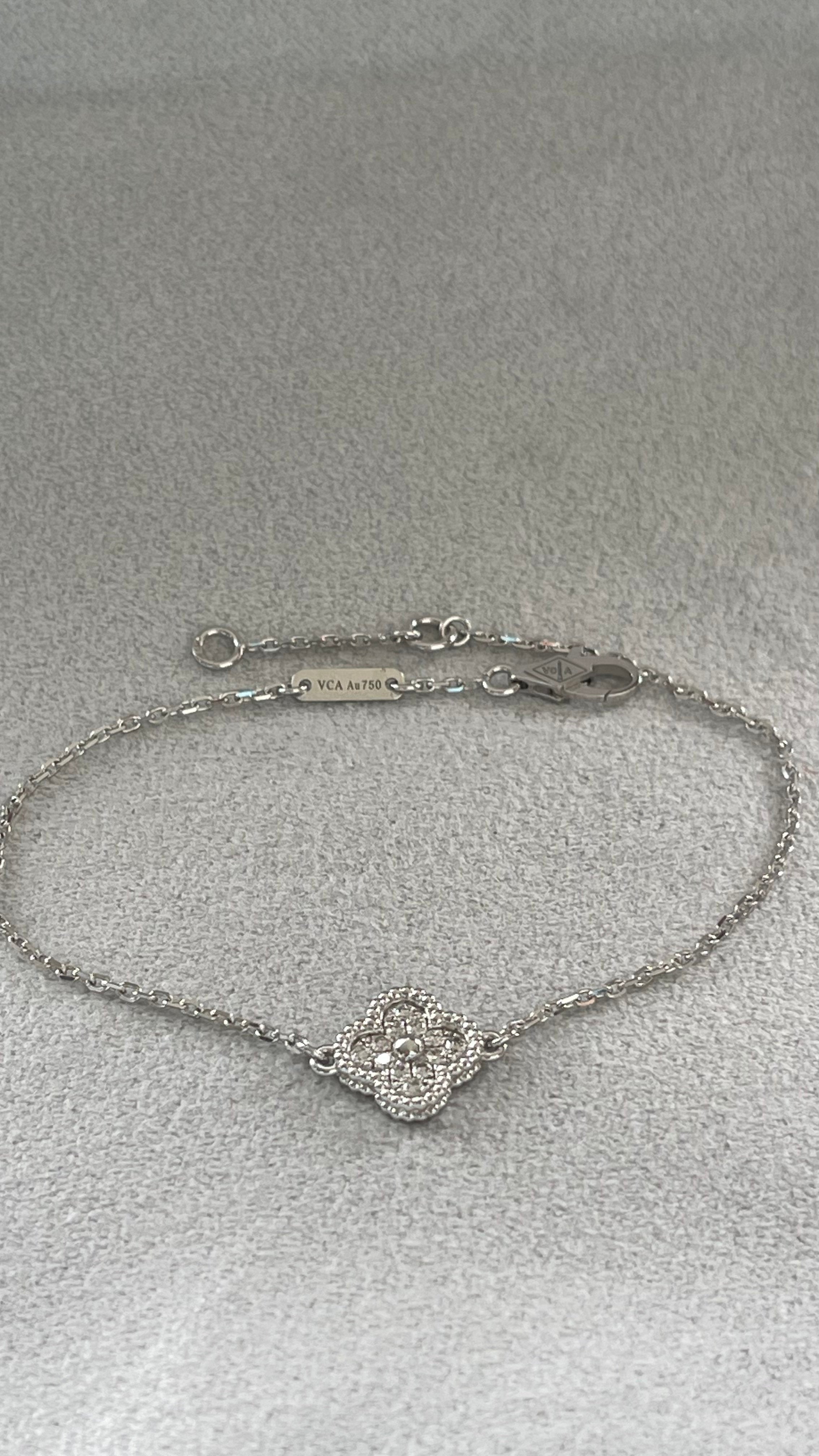 Van Cleef &amp; Arpels Sweet Alhambra Diamond Pave 1 Motif White Gold Bracelet