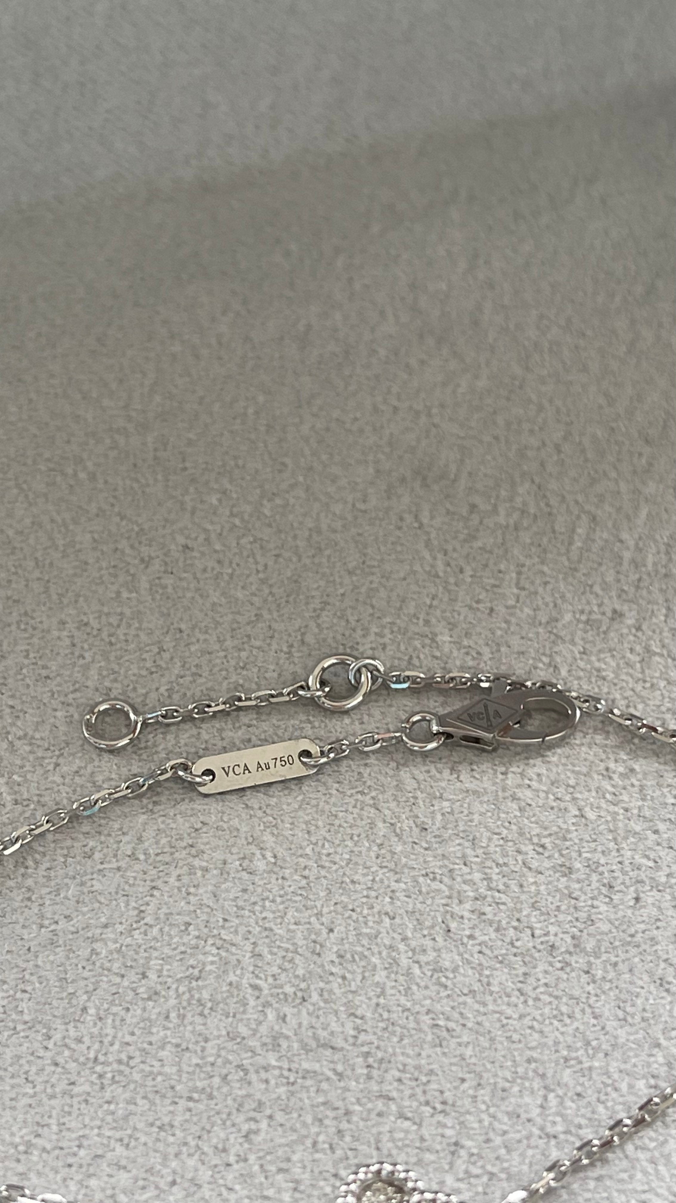 Van Cleef &amp; Arpels Sweet Alhambra Diamond Pave 1 Motif White Gold Bracelet