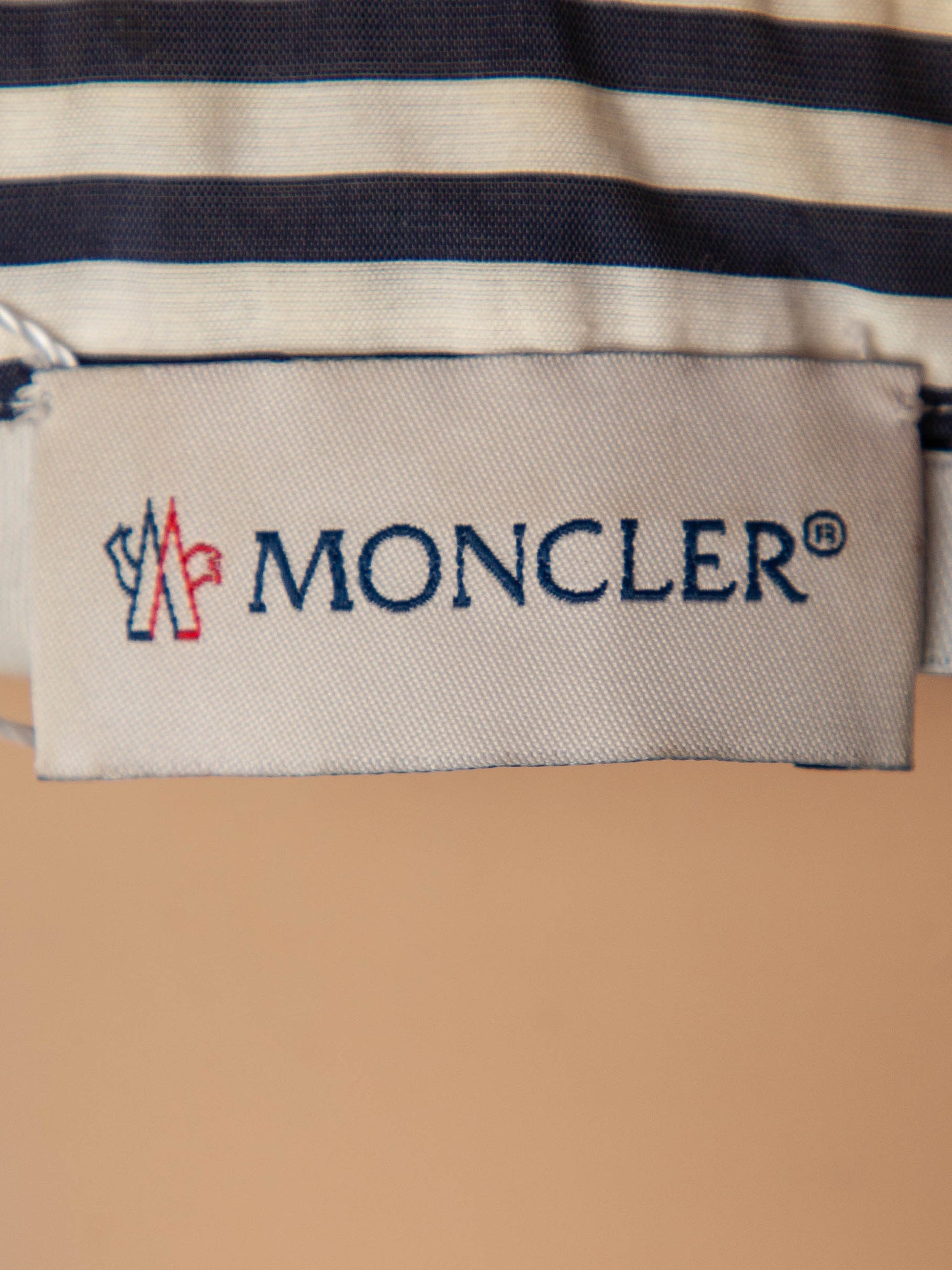 Average Moncler Women&