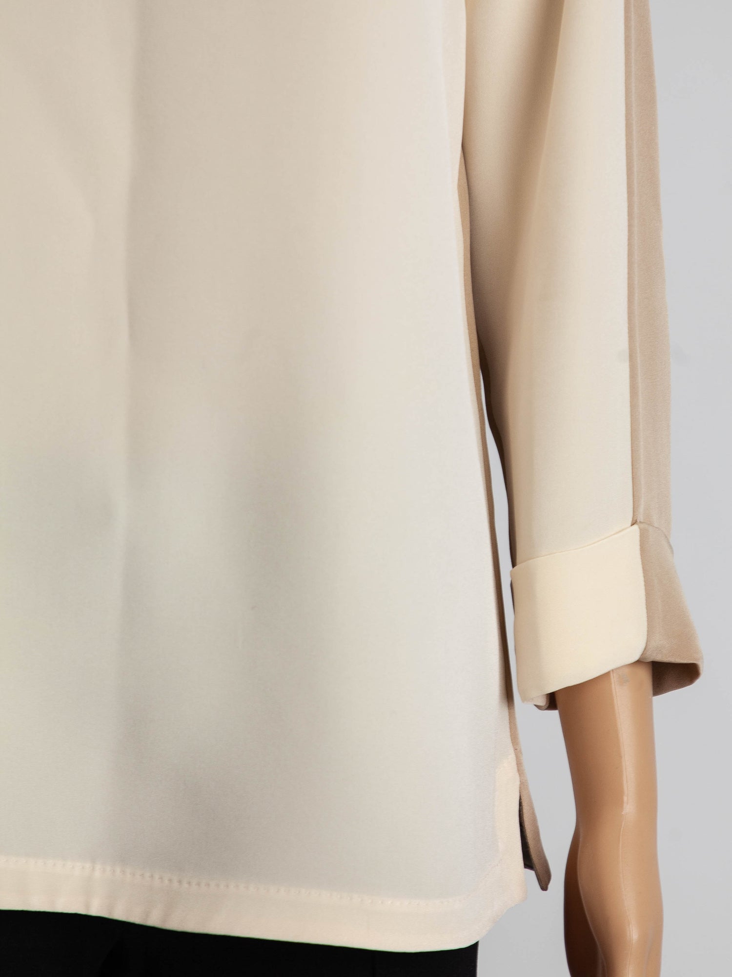 Good Condition Loro Piana White Silk Blouse Size S