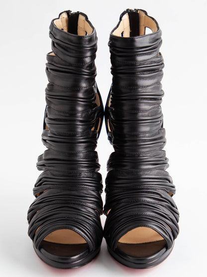 Excellent Christian Louboutin Black Leather High Heels Size 37.5