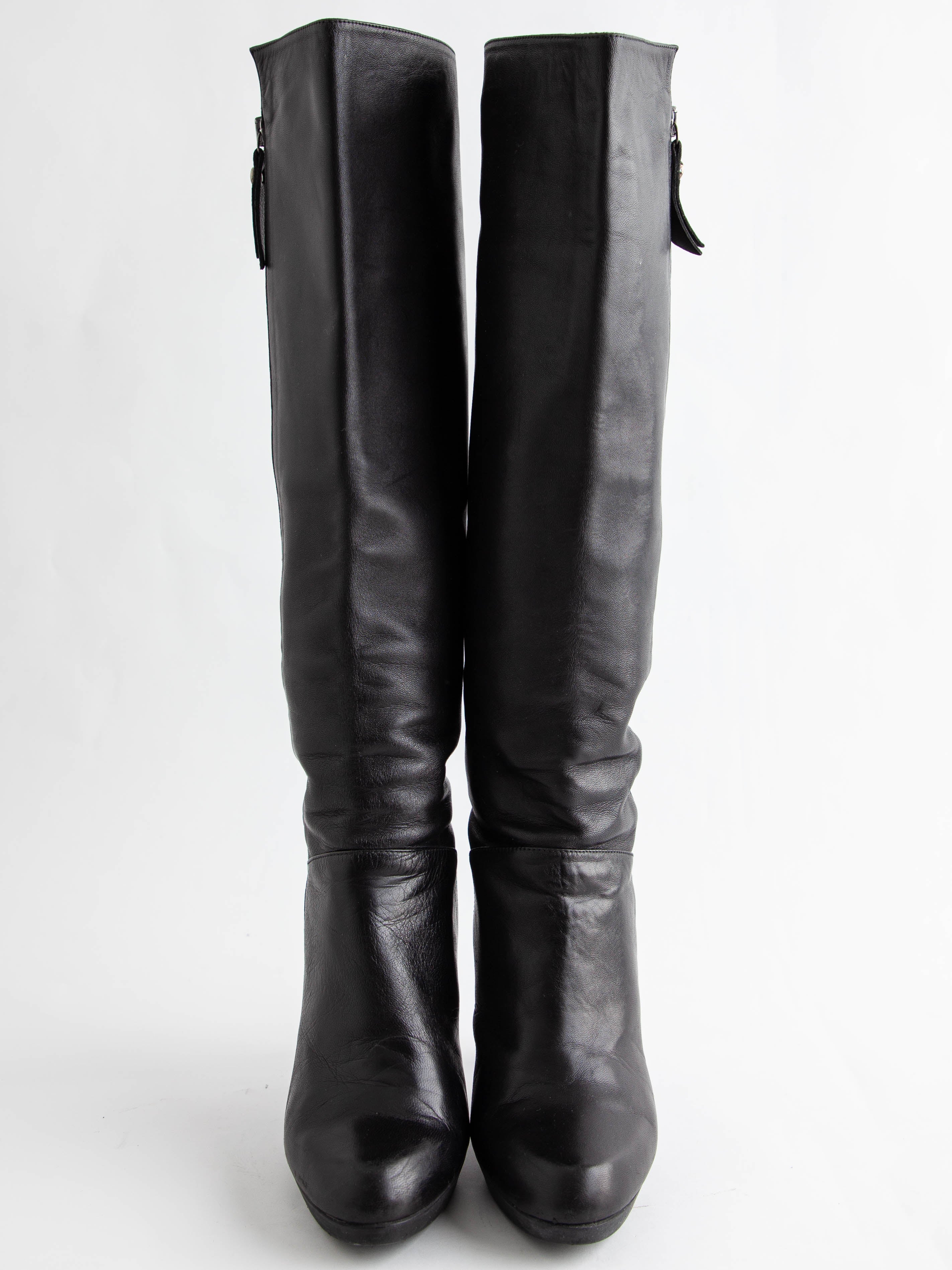 Good Russell Bromley Black Leather Knee-High Boots Size 38