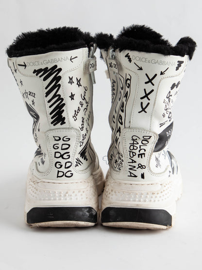 Good Dolce &amp; Gabbana White Graffiti High-Top Sneakers Size 34.5