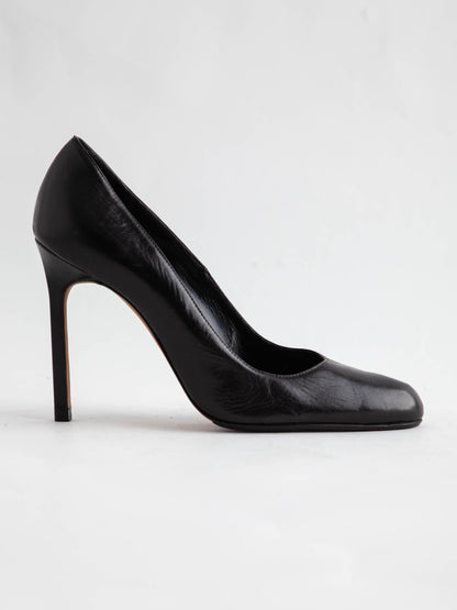 Perfect Manolo Blahnik Black Leather High-Heeled Shoes Size 36