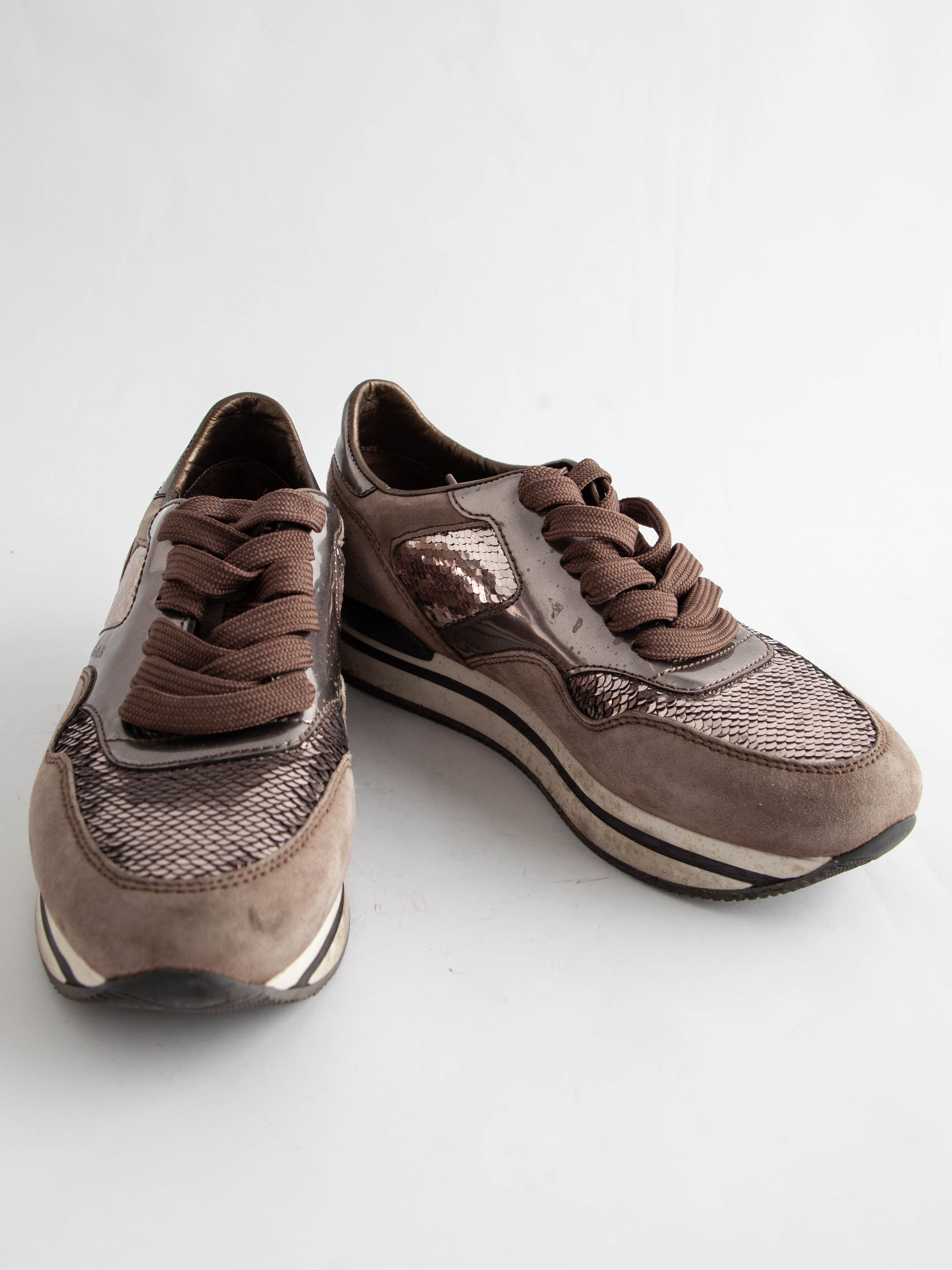 Good Hogan Gray Genuine Suede Sneakers Size 36.5 Women