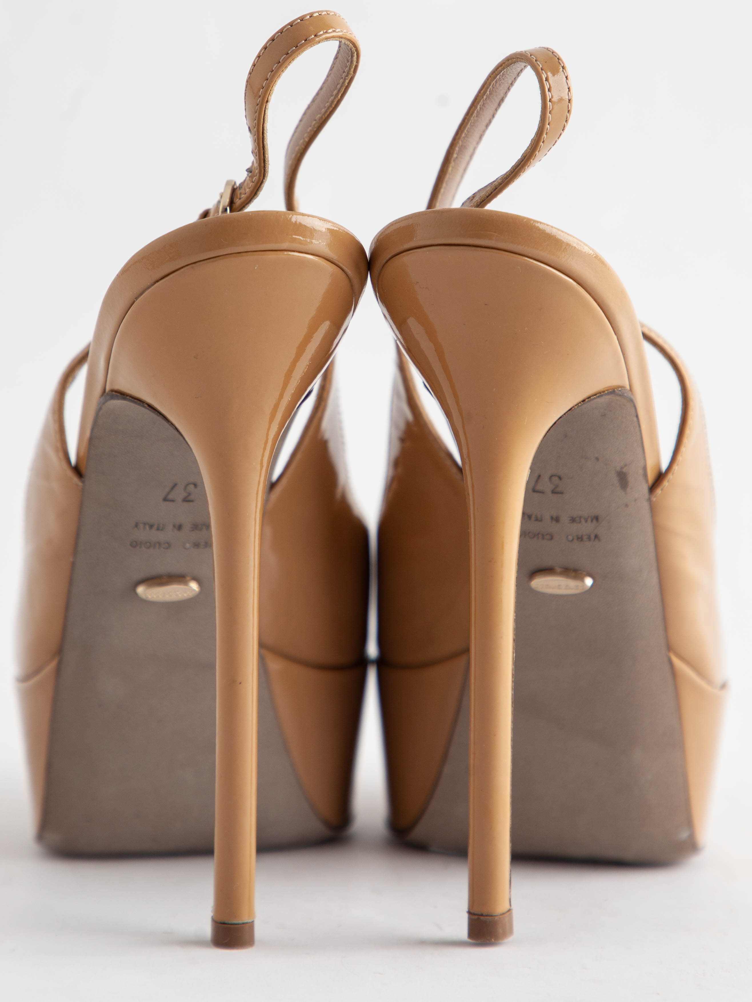 Good Sergio Rossi White Lacquer Slingback High-Heeled Shoes Size 36